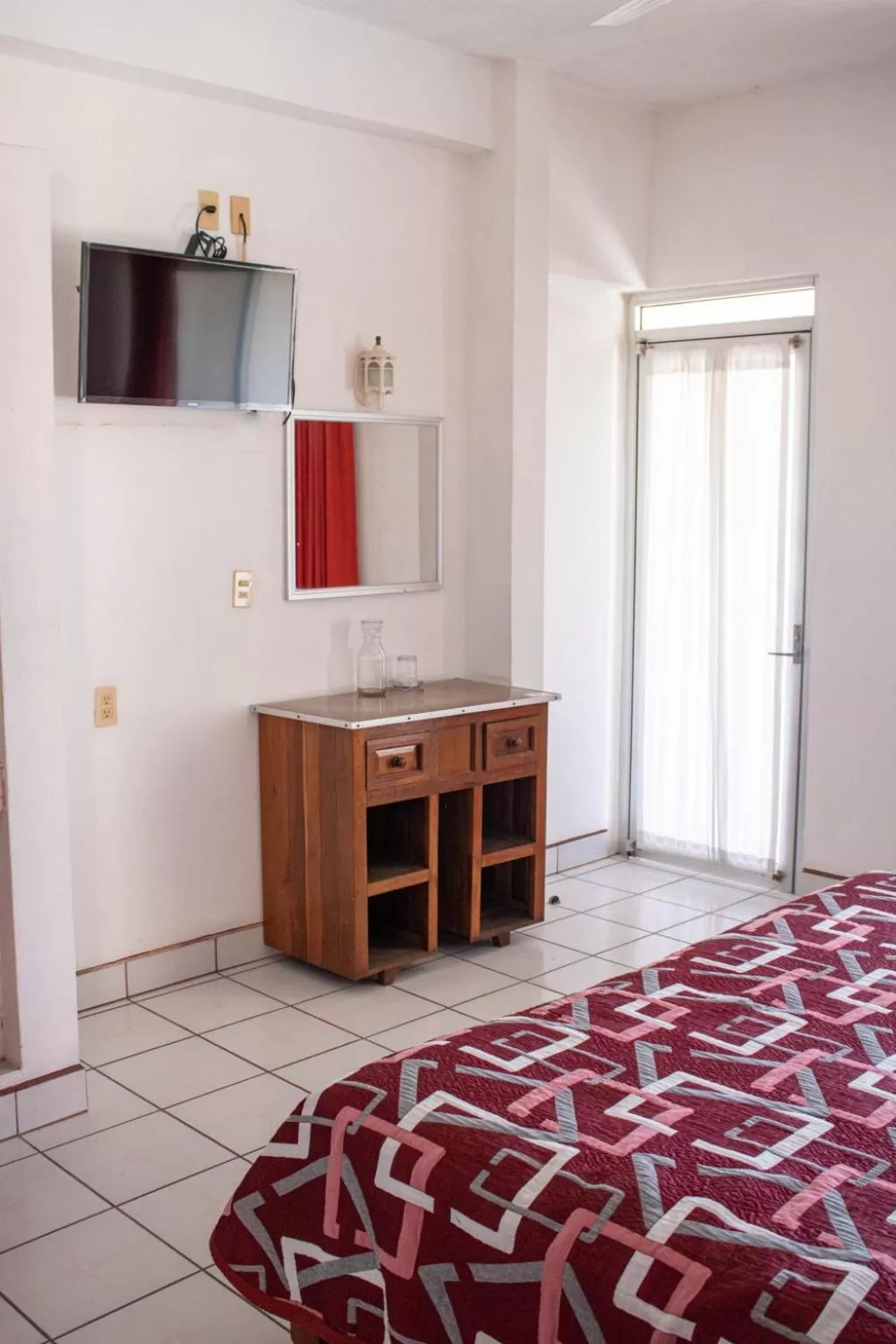 TV and multimedia, Kitchen/Kitchenette in Hotel San Juan