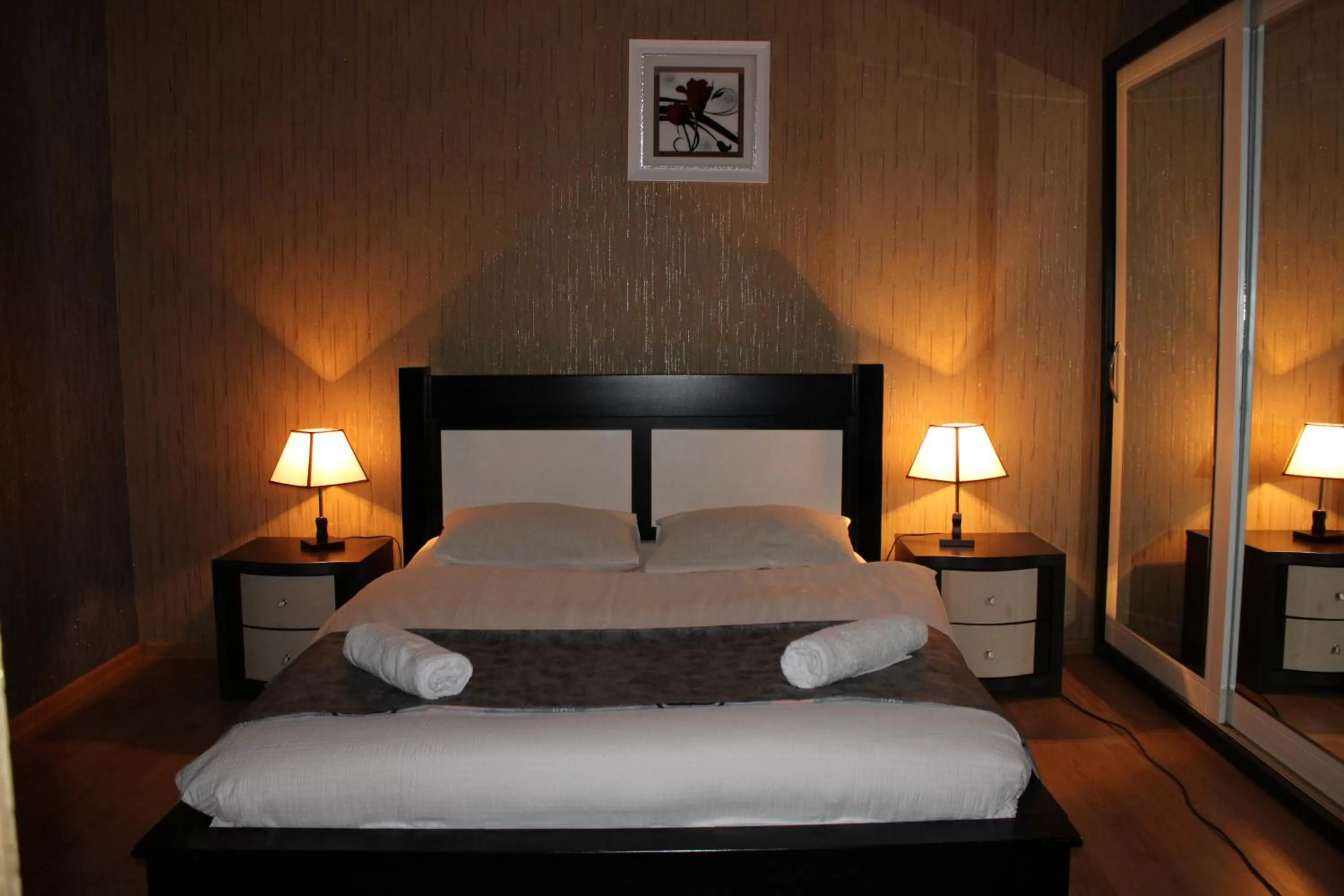 Bed in Hotel Elegant