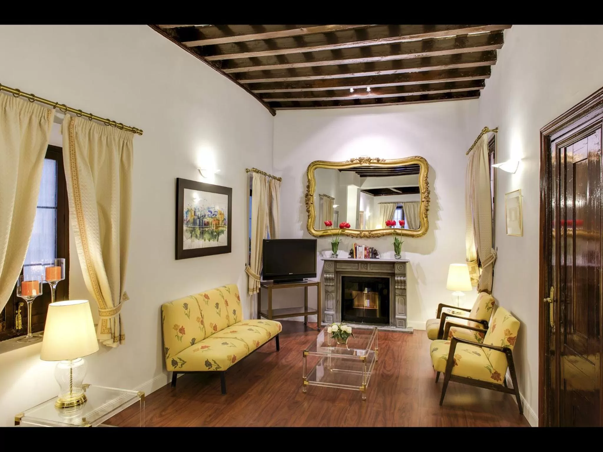 Communal lounge/ TV room in Anacapri