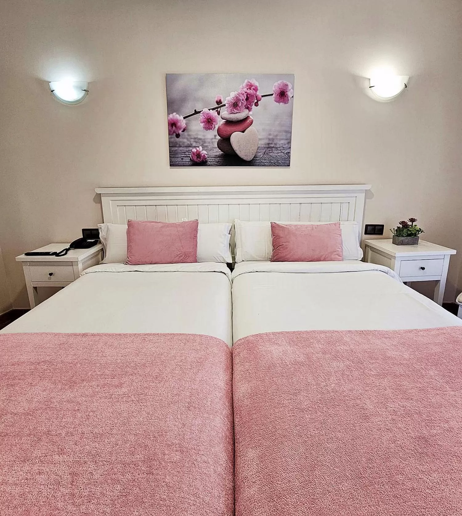 Bedroom, Bed in Hotel Medina de Toledo