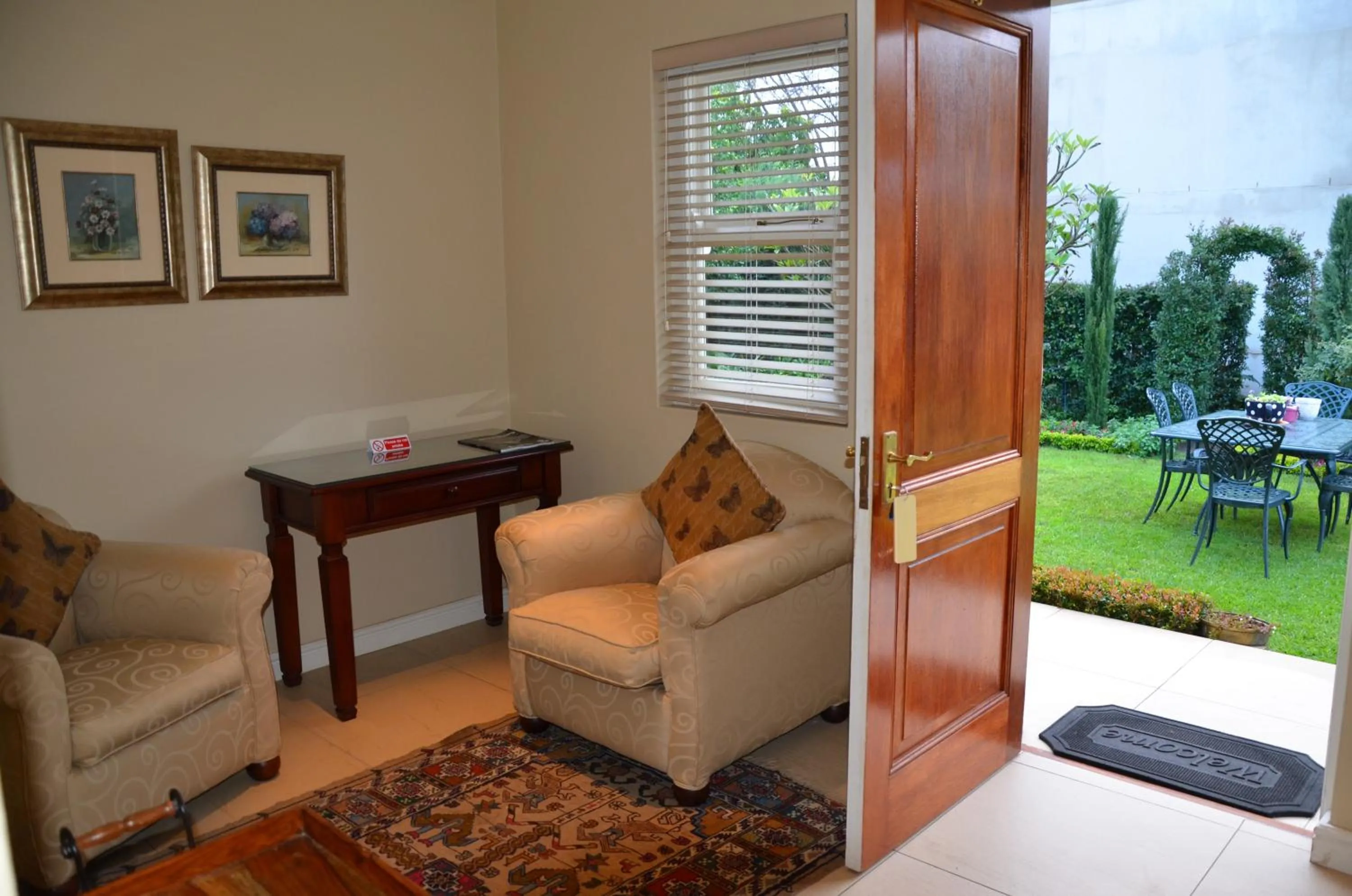 Patio in Lemoenkloof Boutique Hotel