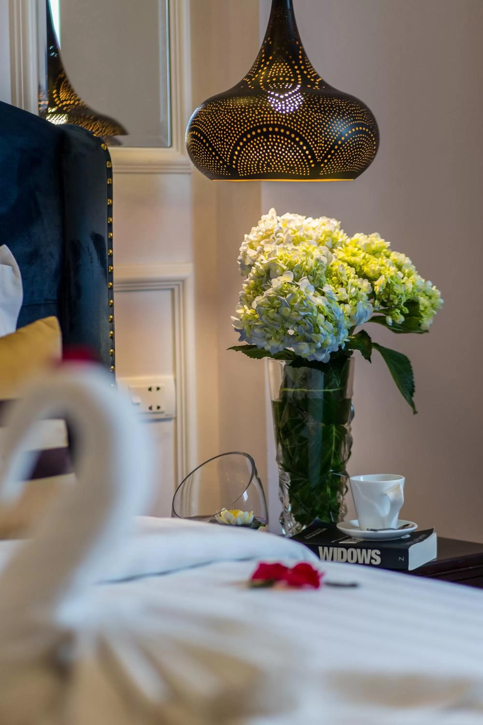 Bedroom, Bed in S Central Hotel and Spa