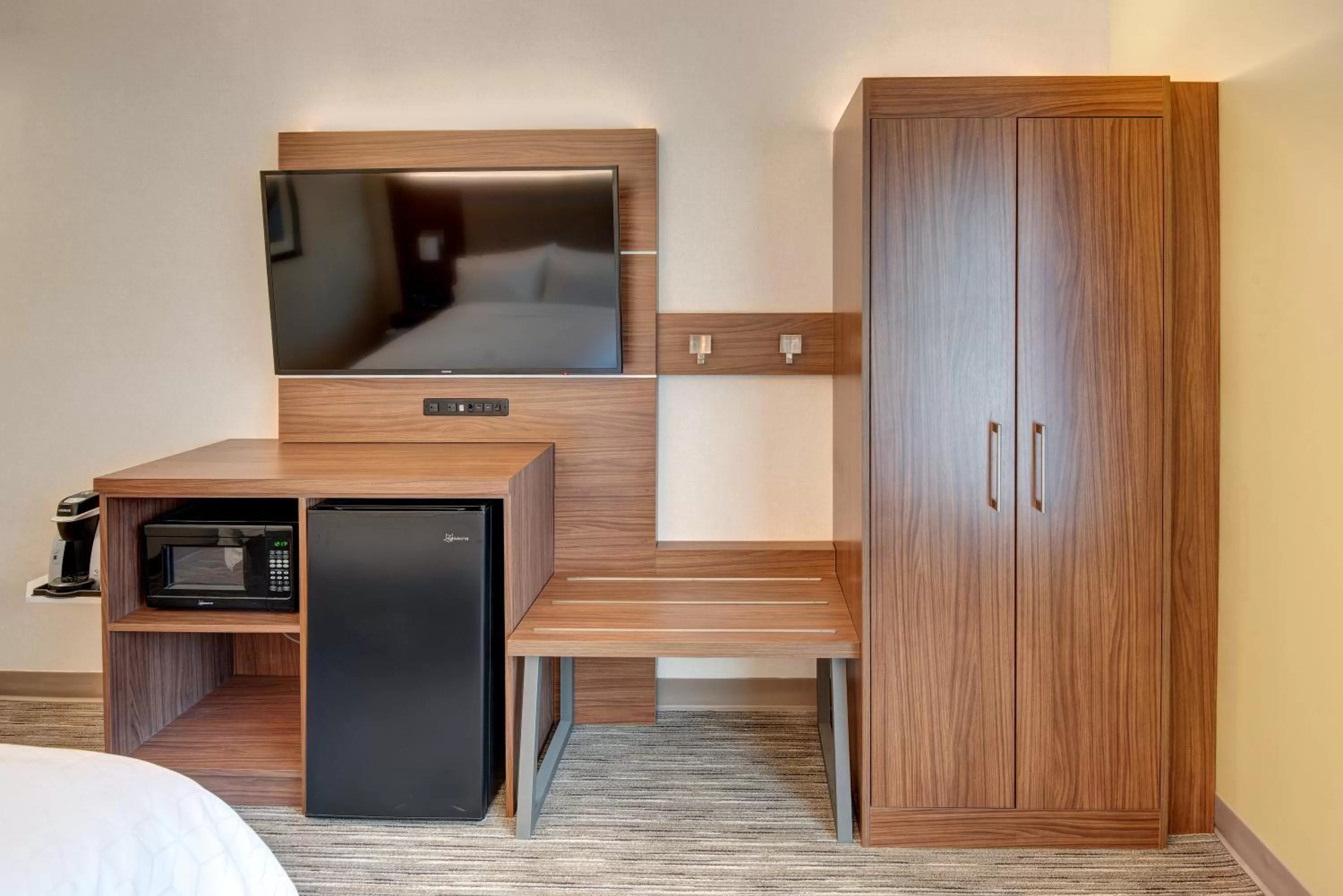 Photo of the whole room in Holiday Inn Express & Suites West Long Branch - Eatontown by IHG