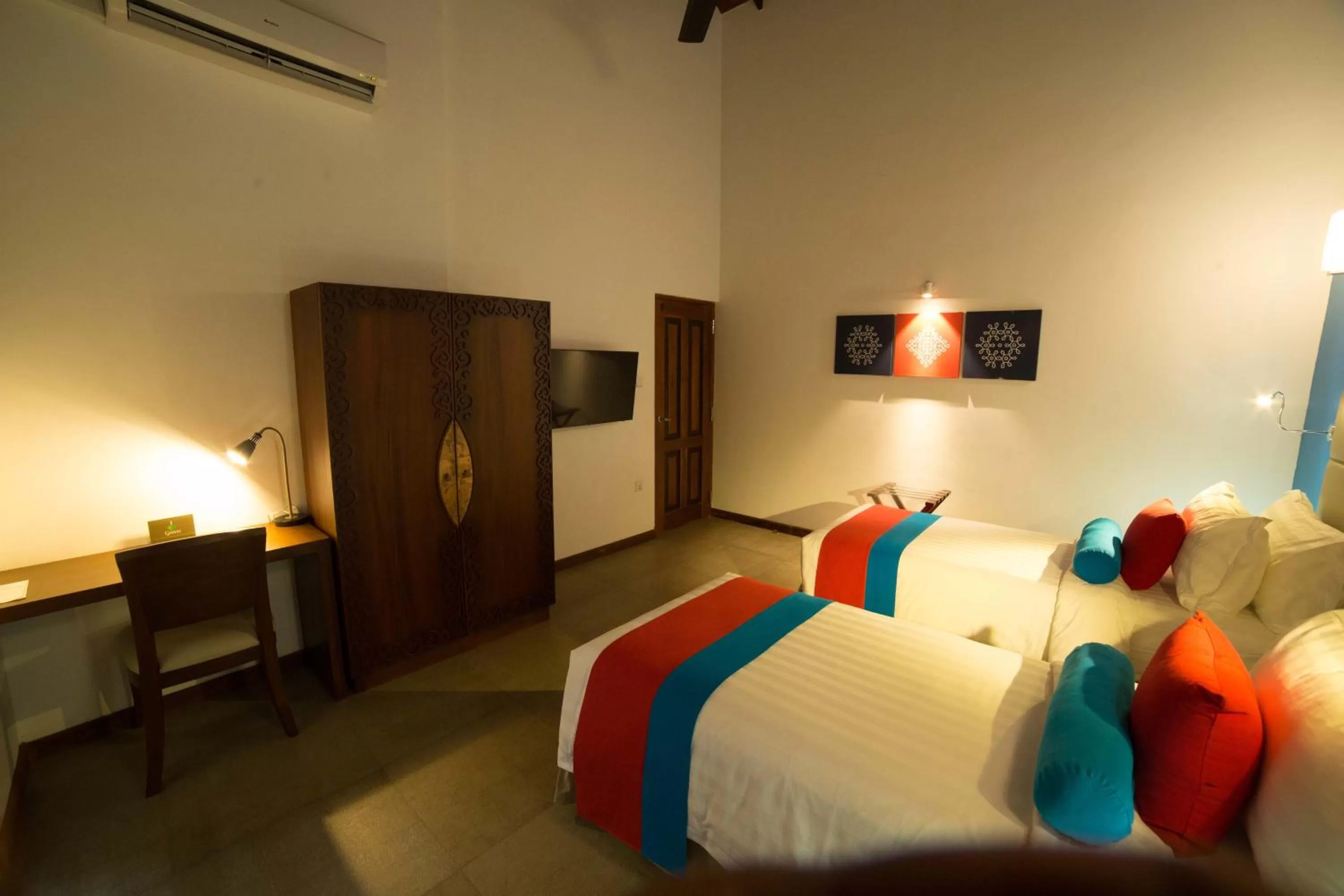 Bed in The Thinnai - All-Suites Boutique Hotel