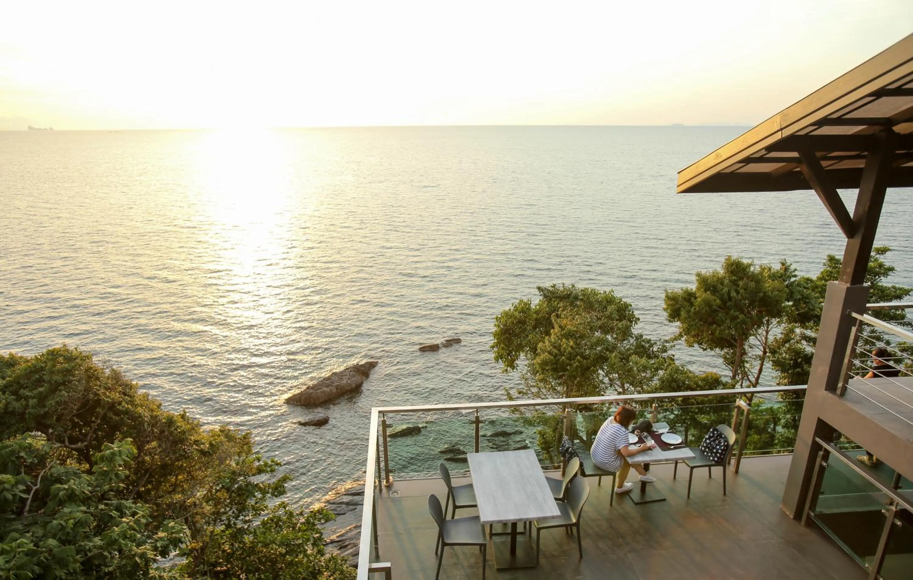 Sea view in Cliff Lanta Suite-Koh Lanta Krabi