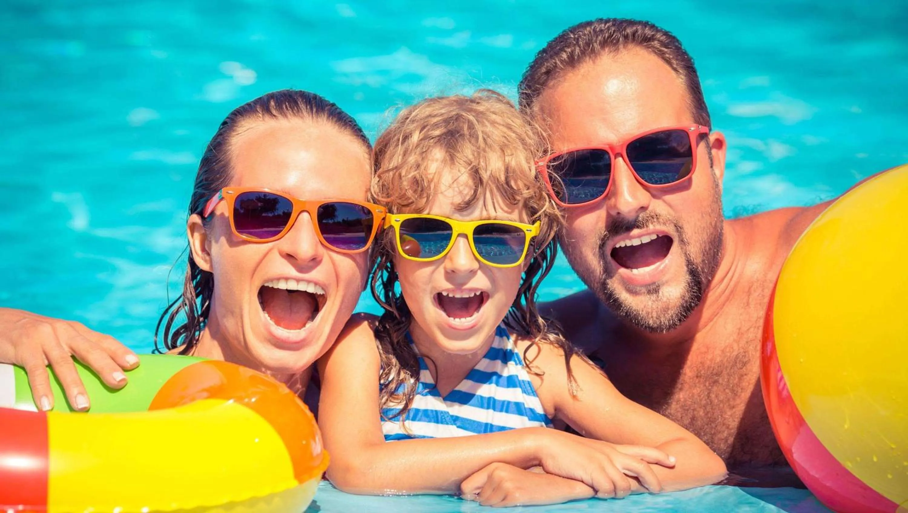 Swimming pool in Magnuson Hotel Jacksonville Downtown