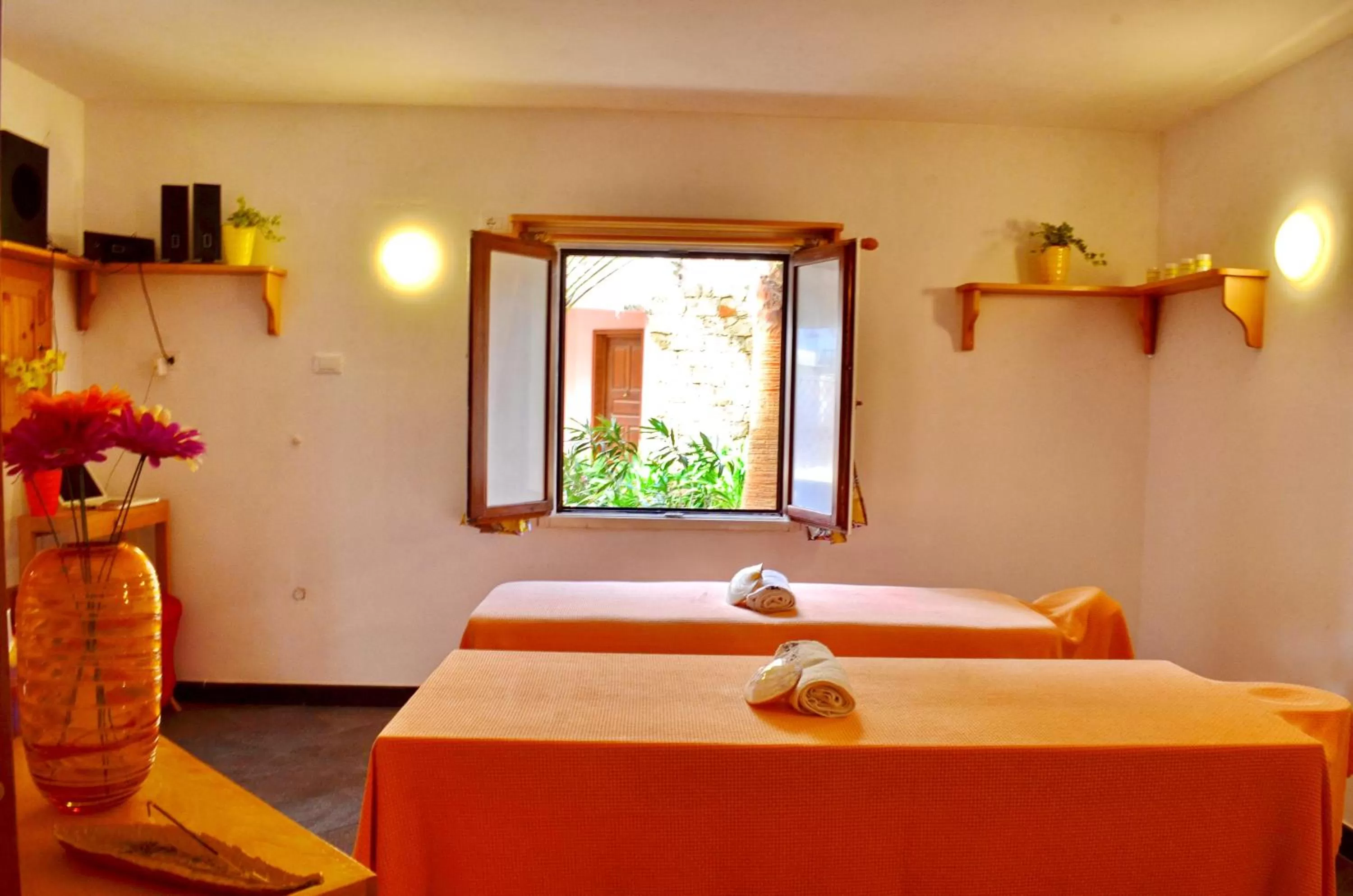 Massage in Porto Antigo Hotel BB