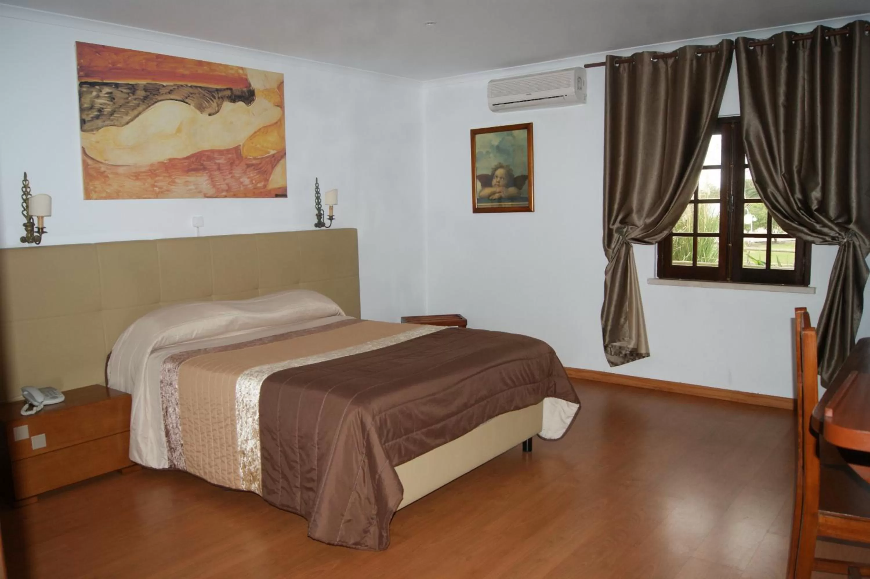 Bedroom, Bed in Hotel Rural A Coutada - Peniche