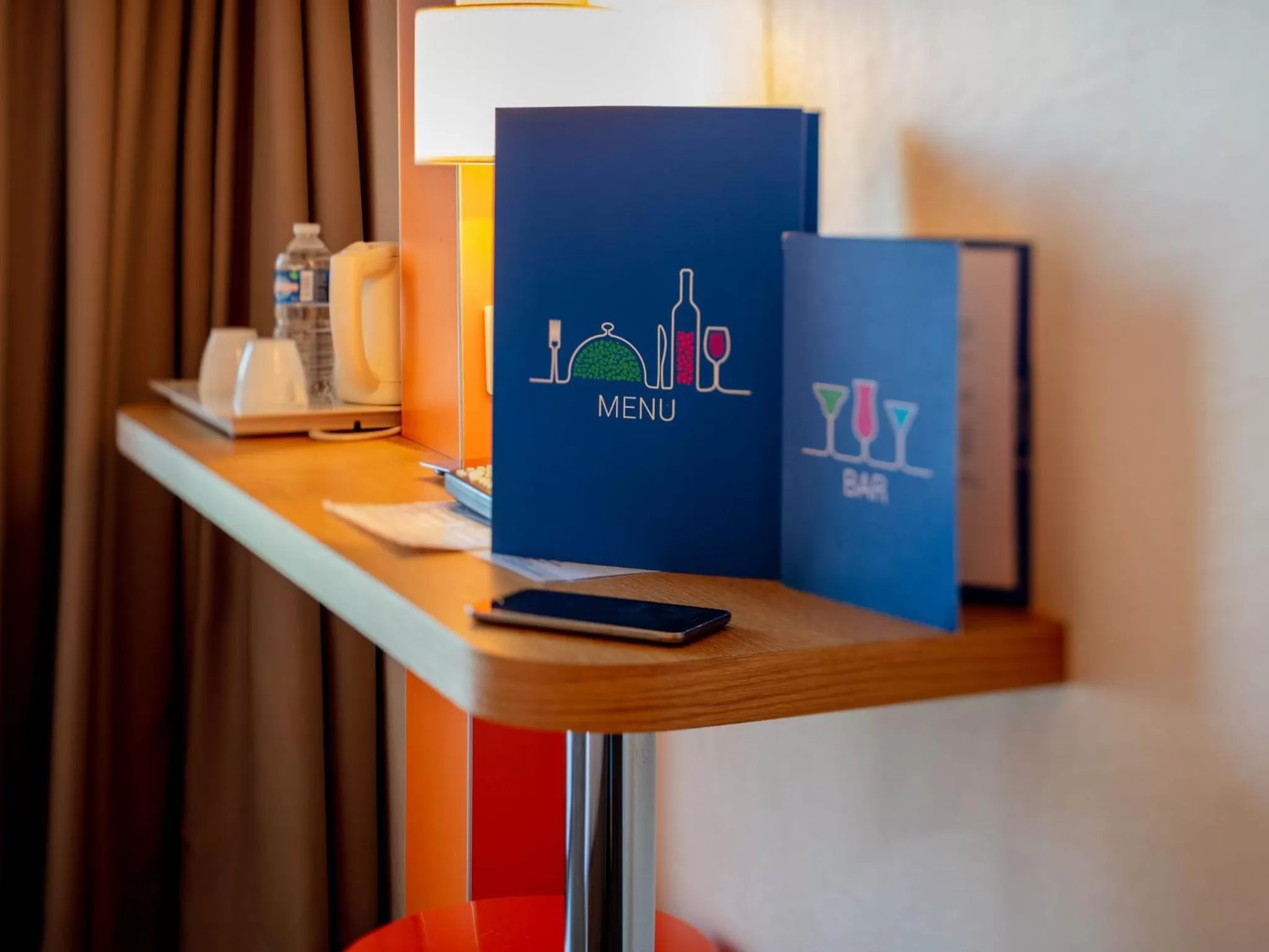 Coffee/tea facilities in Noemys Toulon La Valette - Hotel restaurant avec piscine