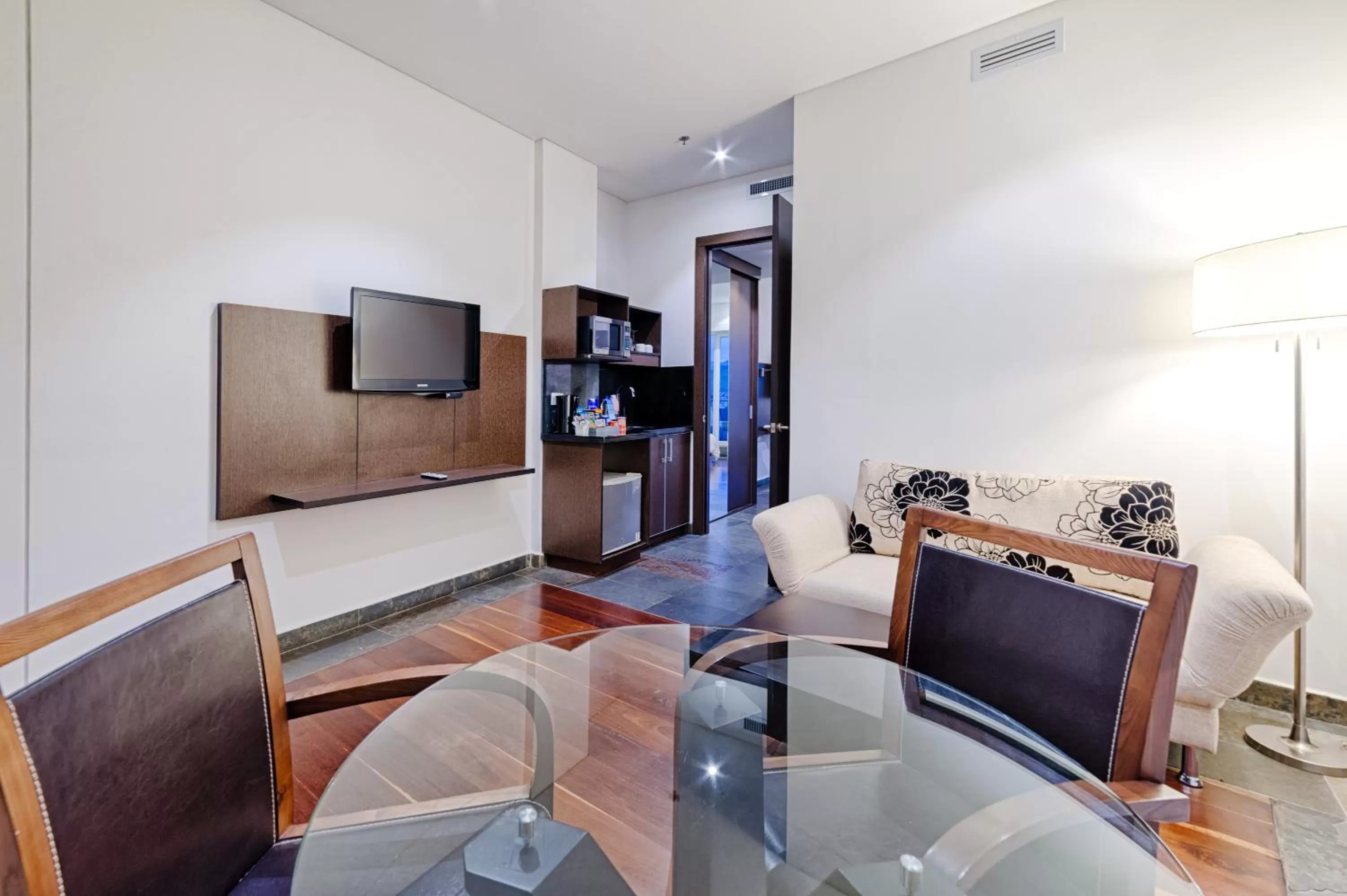 Living room in Hotel Spiwak Chipichape Cali