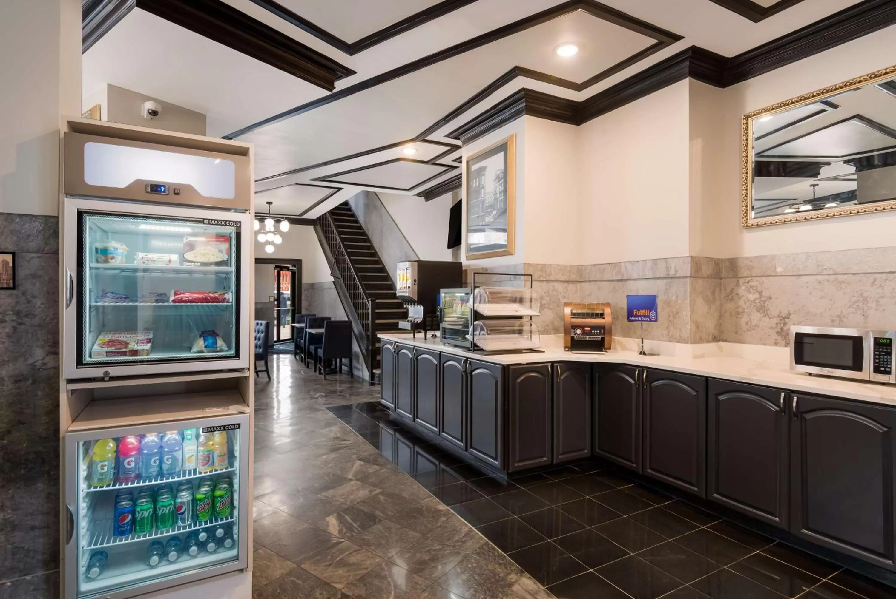 Breakfast in Best Western Syracuse Downtown Hotel and Suites