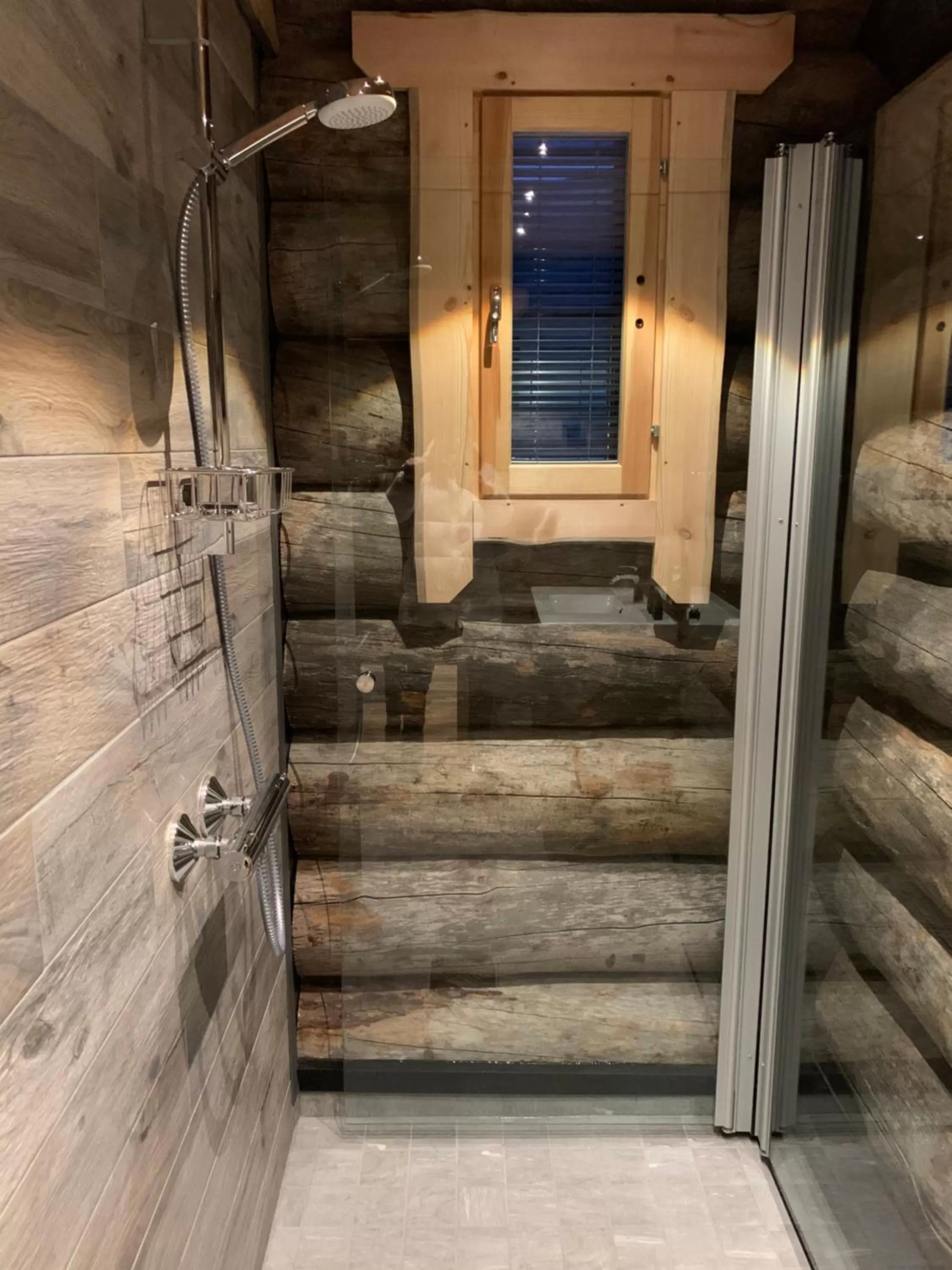 Bathroom in Wilderness Hotel Nangu & Igloos