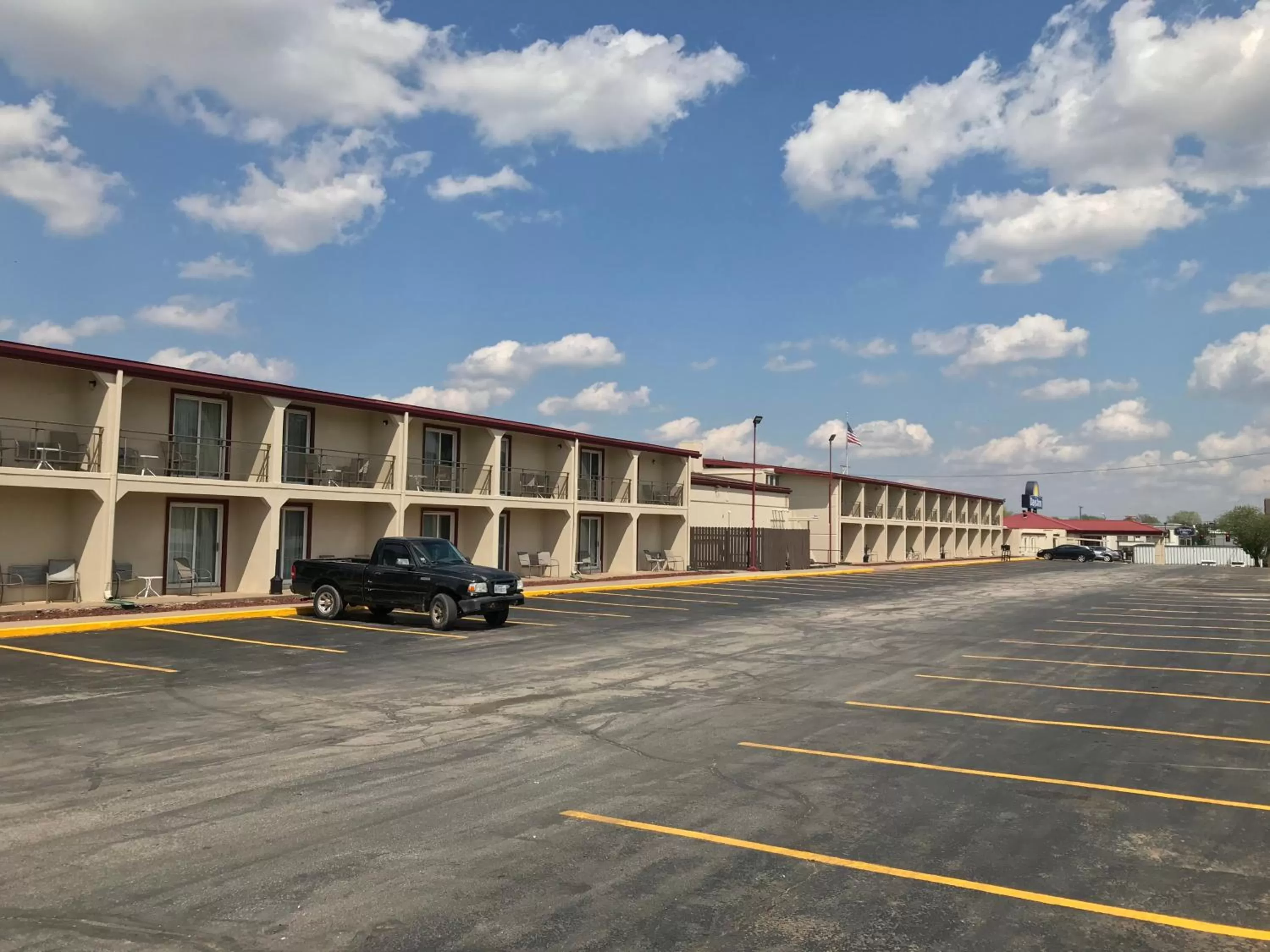 Property building in Days Inn by Wyndham Joplin