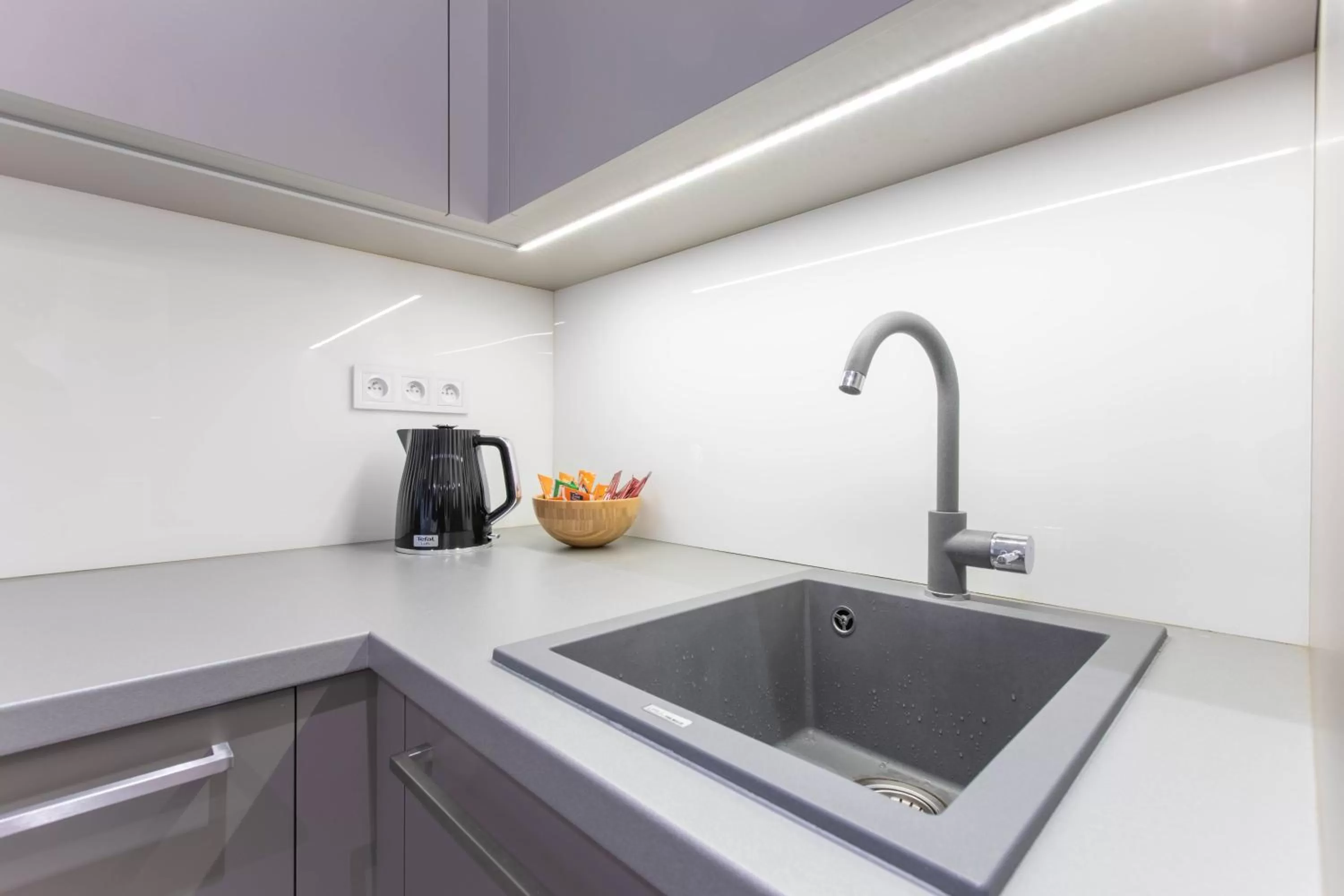 Kitchen or kitchenette in Lampi Aparthotel Prague