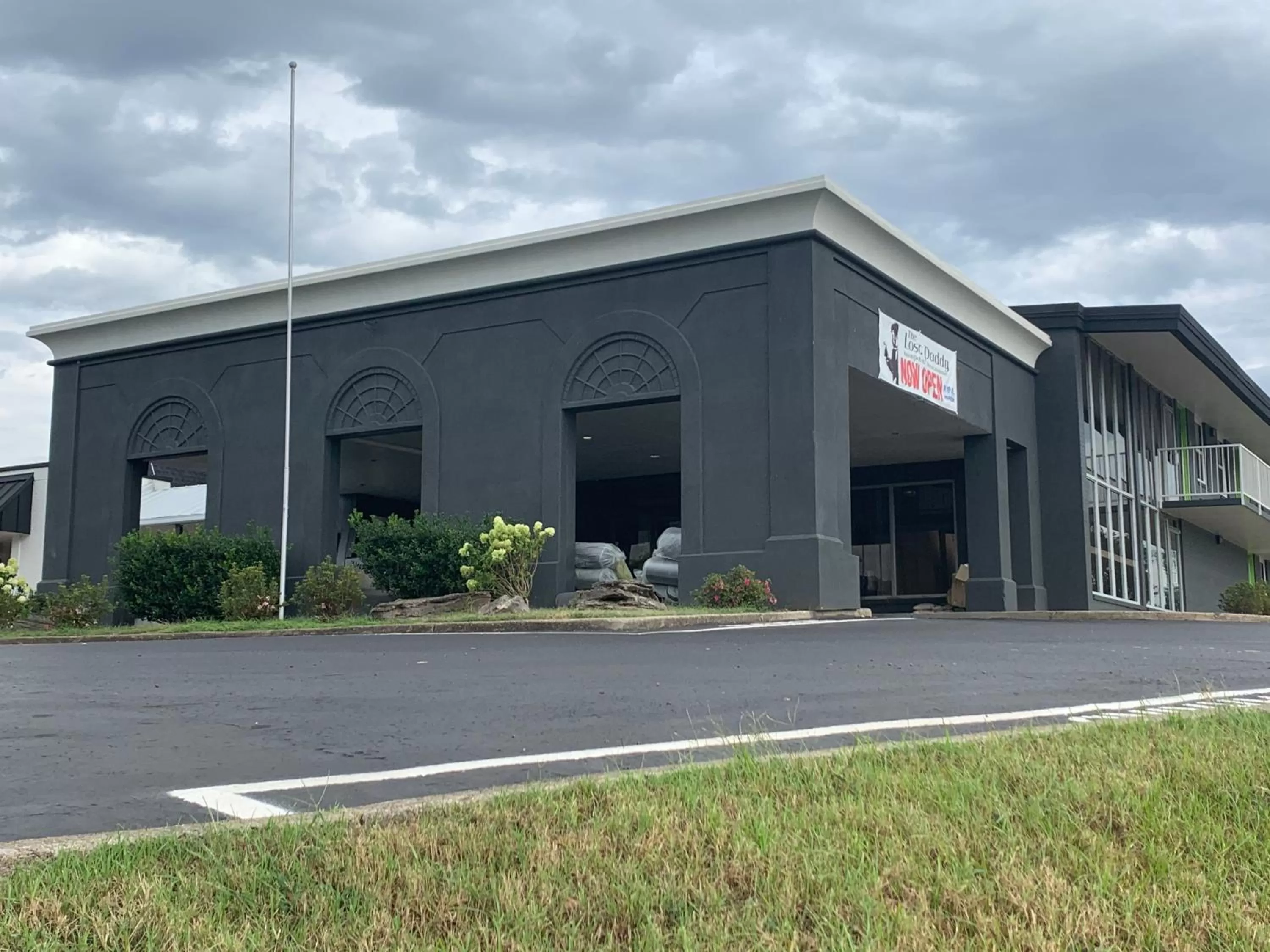 Property building in Hillside Crossing Nashville a Ramada by Wyndham