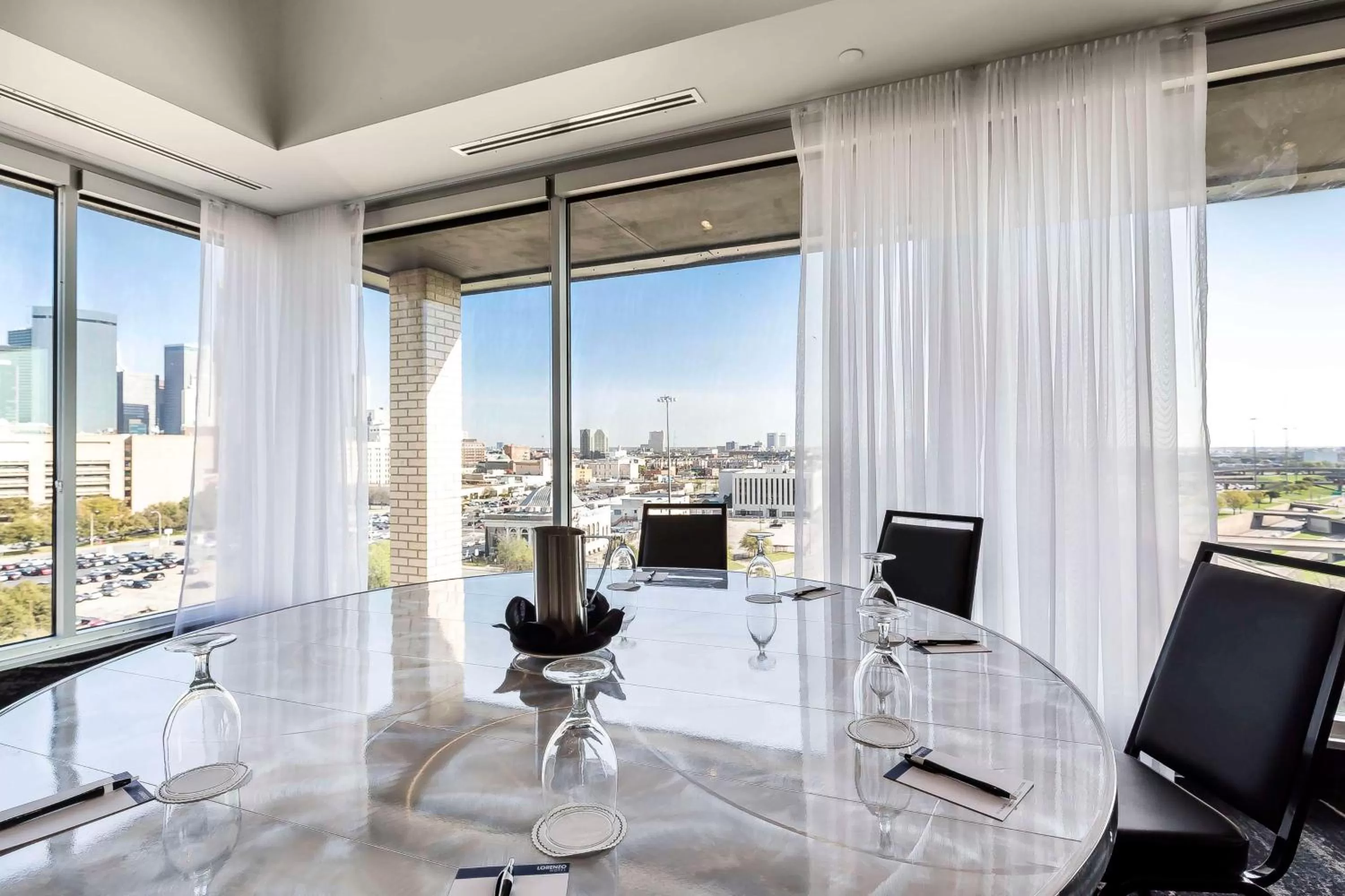 Meeting/conference room in Lorenzo Hotel Dallas, Tapestry Collection by Hilton