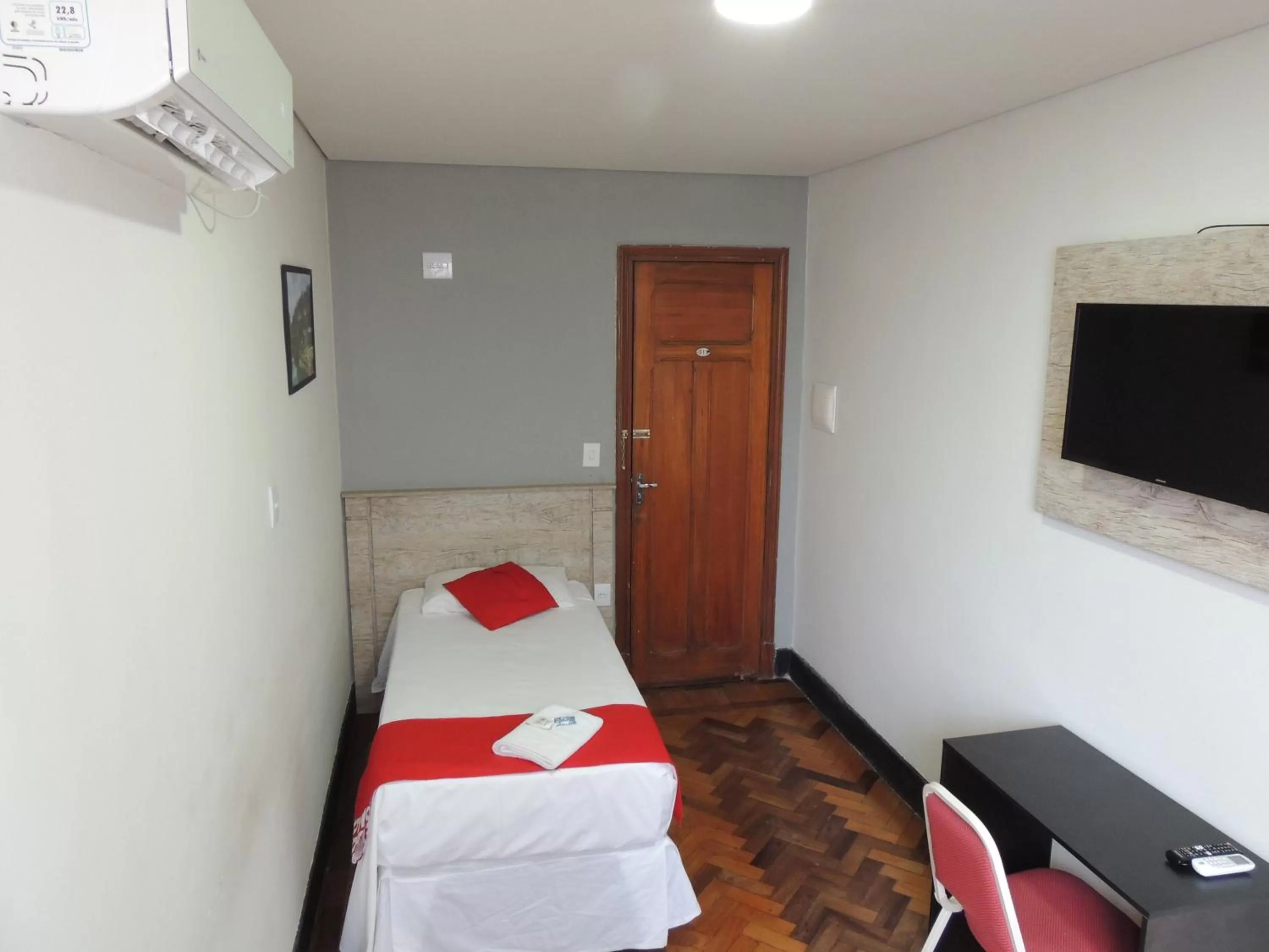 Single Room - single occupancy in Hotel Gontijo Belo Horizonte - Próximo a Rodoviária e Praça Sete