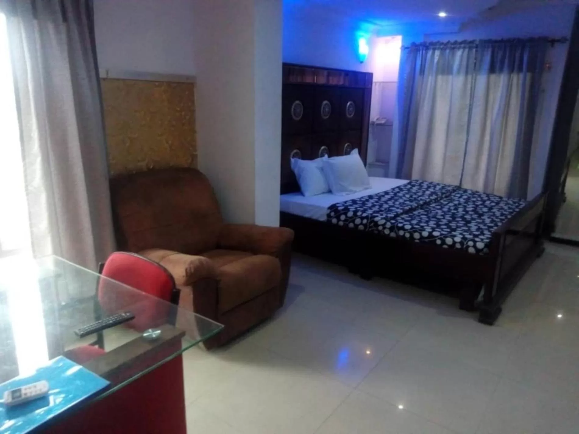 Bed in TheoDawn Hotels @ Suite 29