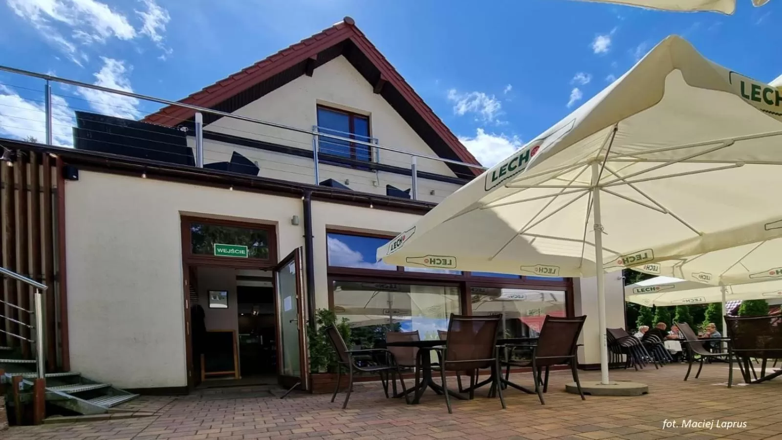 Restaurant/places to eat in Vertigo Narie