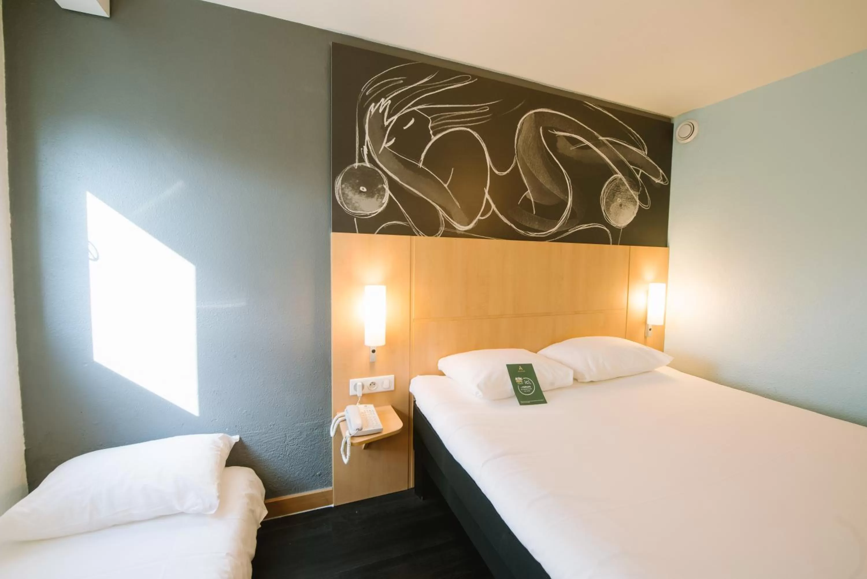 Bed in ibis Avignon Centre Gare