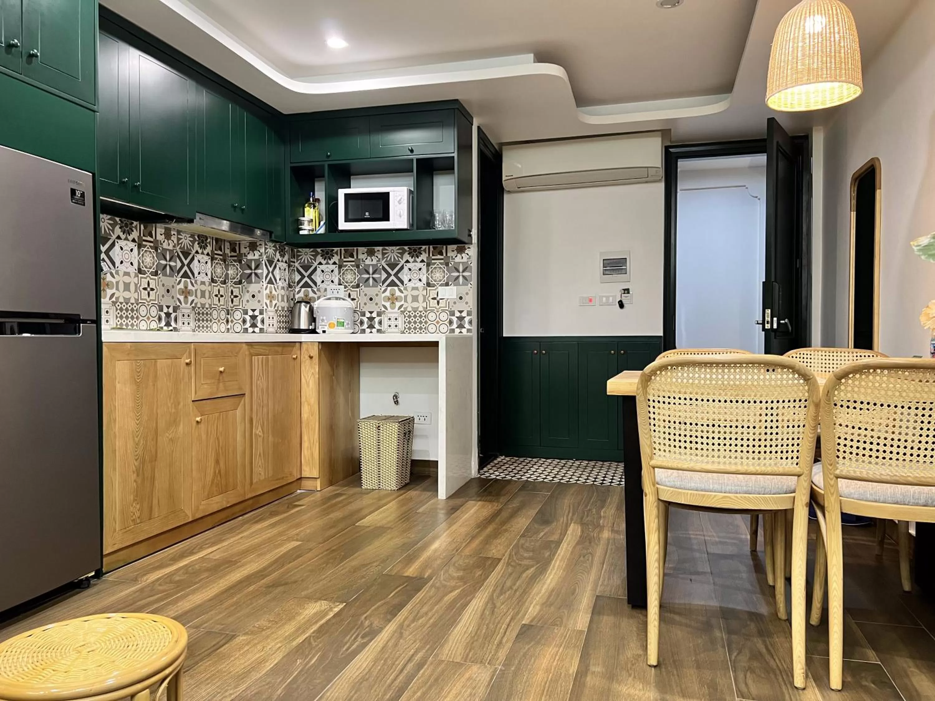 Kitchen or kitchenette in Lubi House Homestay