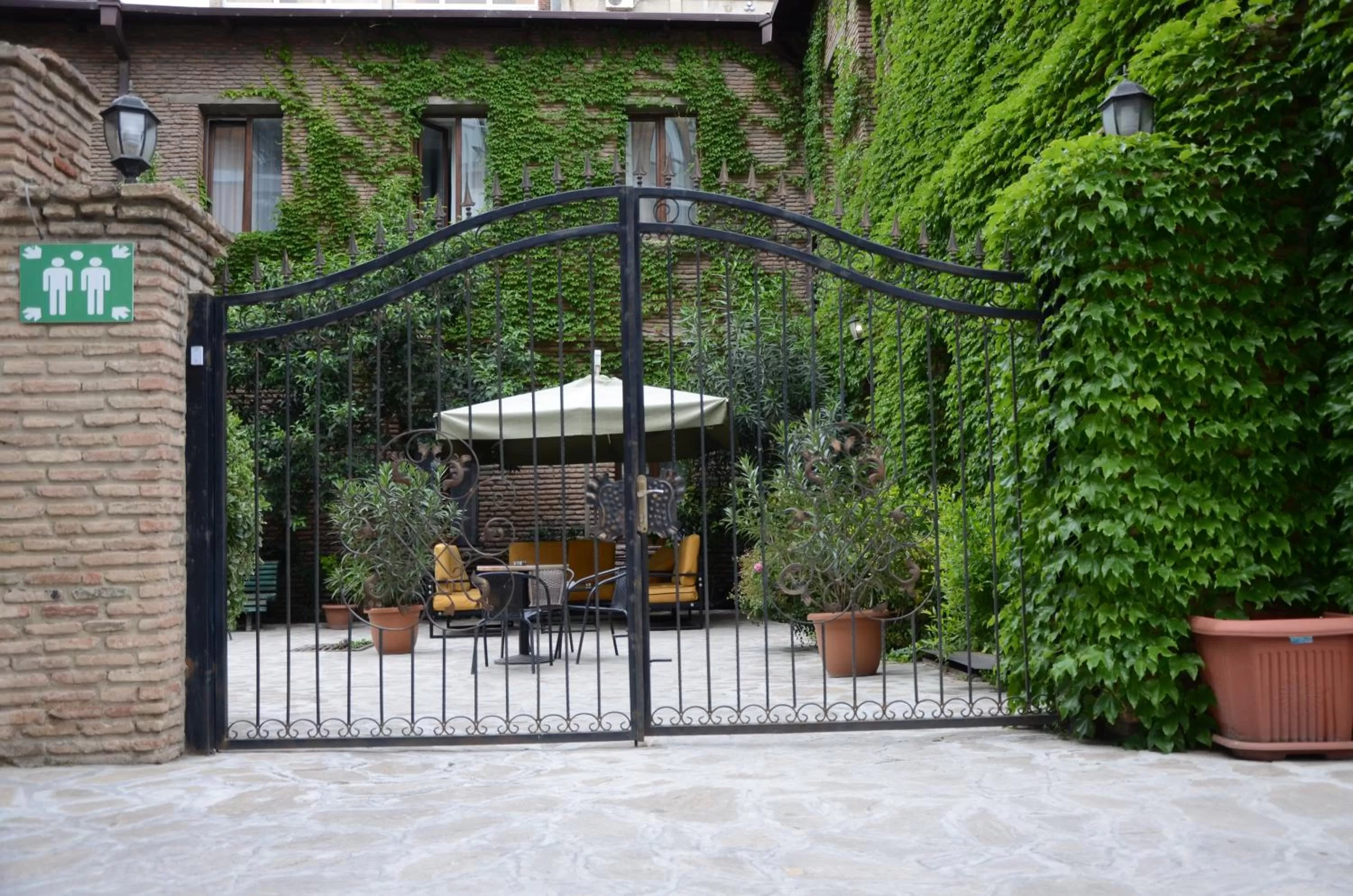 Inner courtyard view in Tiflis Hotel