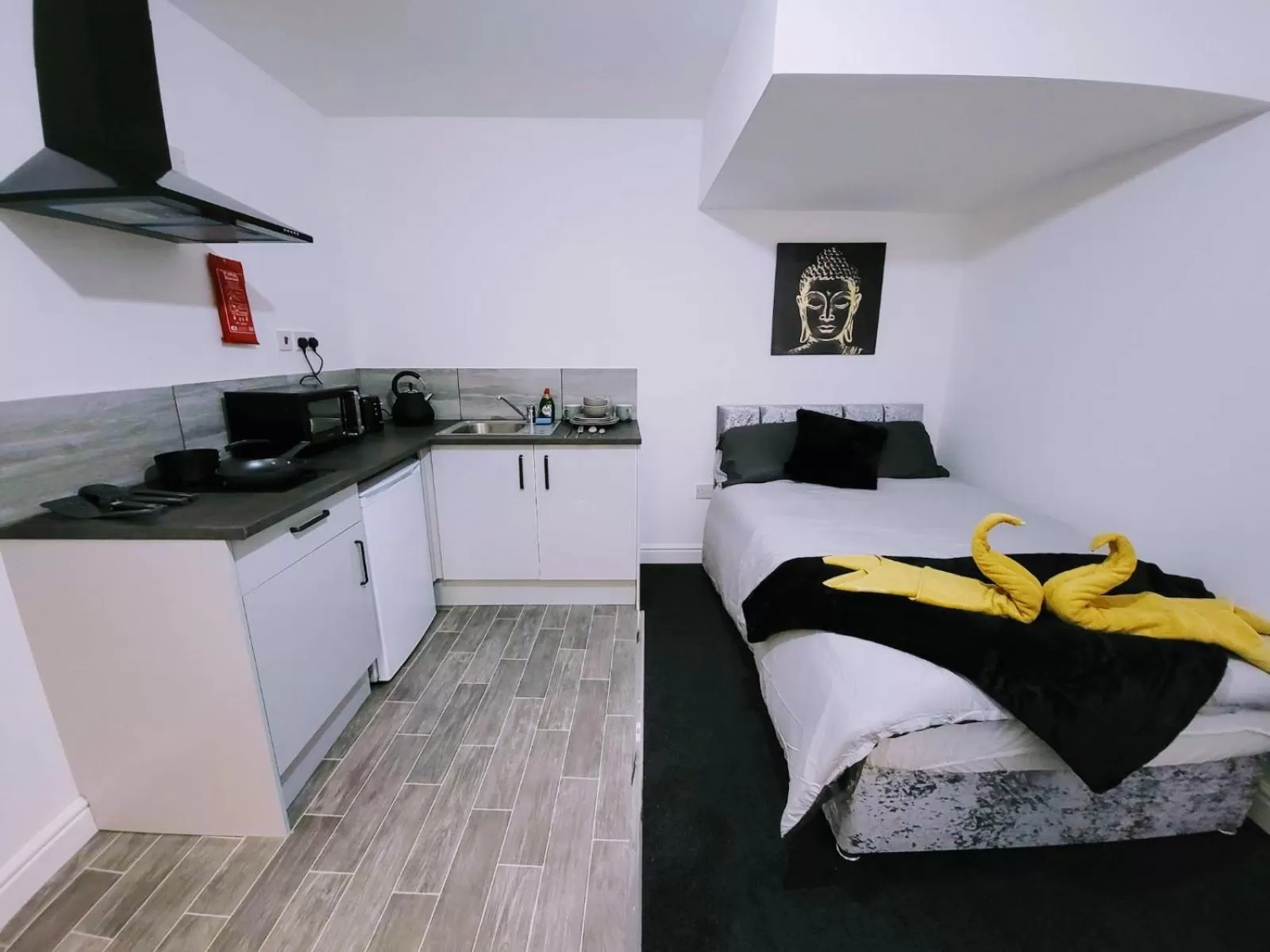 Bed in Easy Living Nottingham - Burns Street