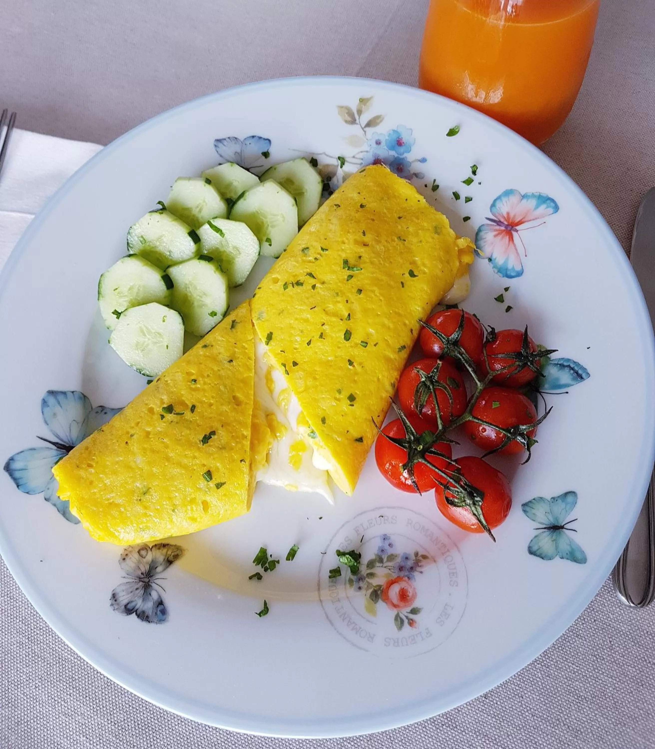 Breakfast in Villa Bellavista Alba, B&B
