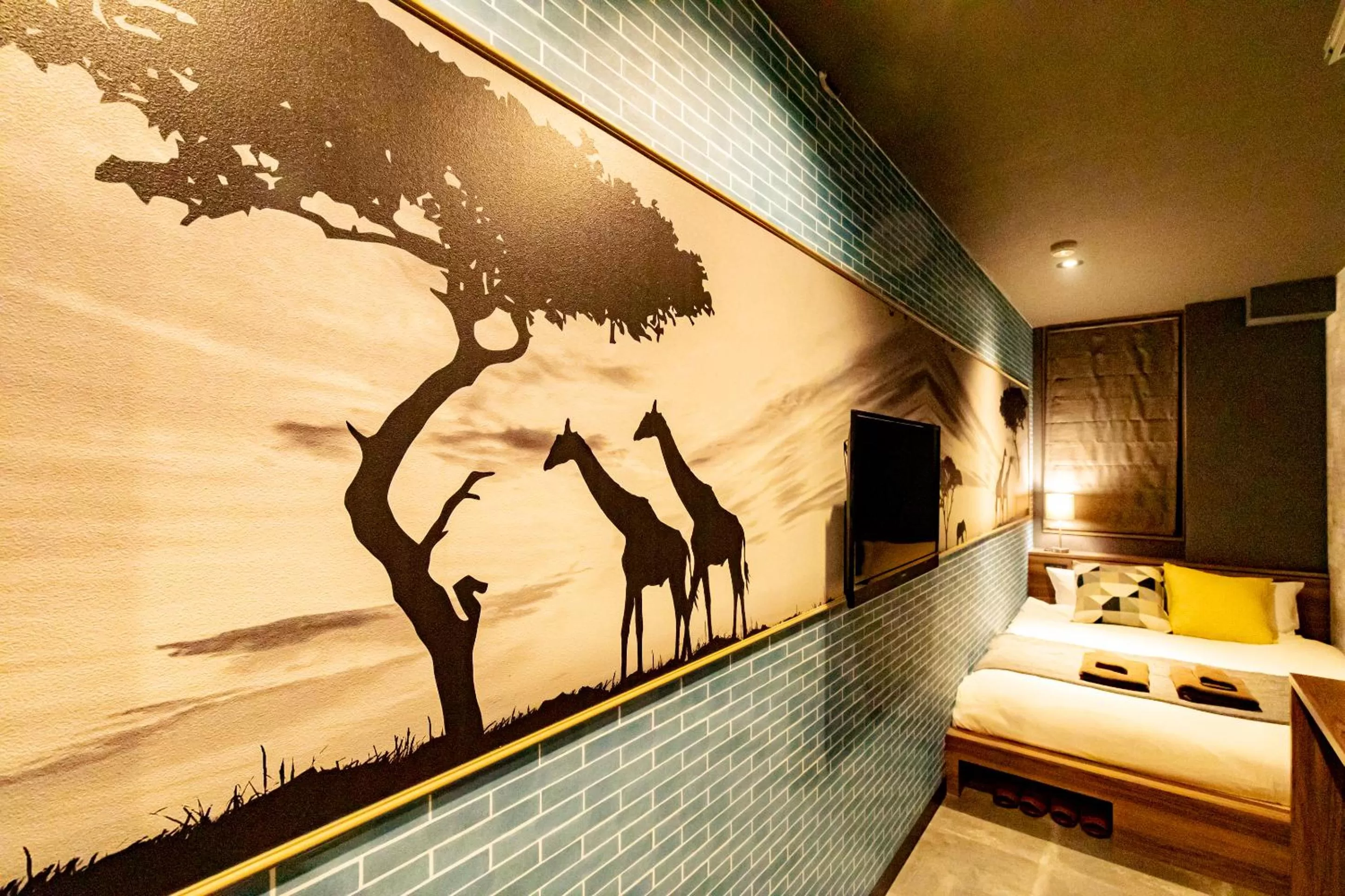 Bed in UNDER RAILWAY HOTEL AKIHABARA