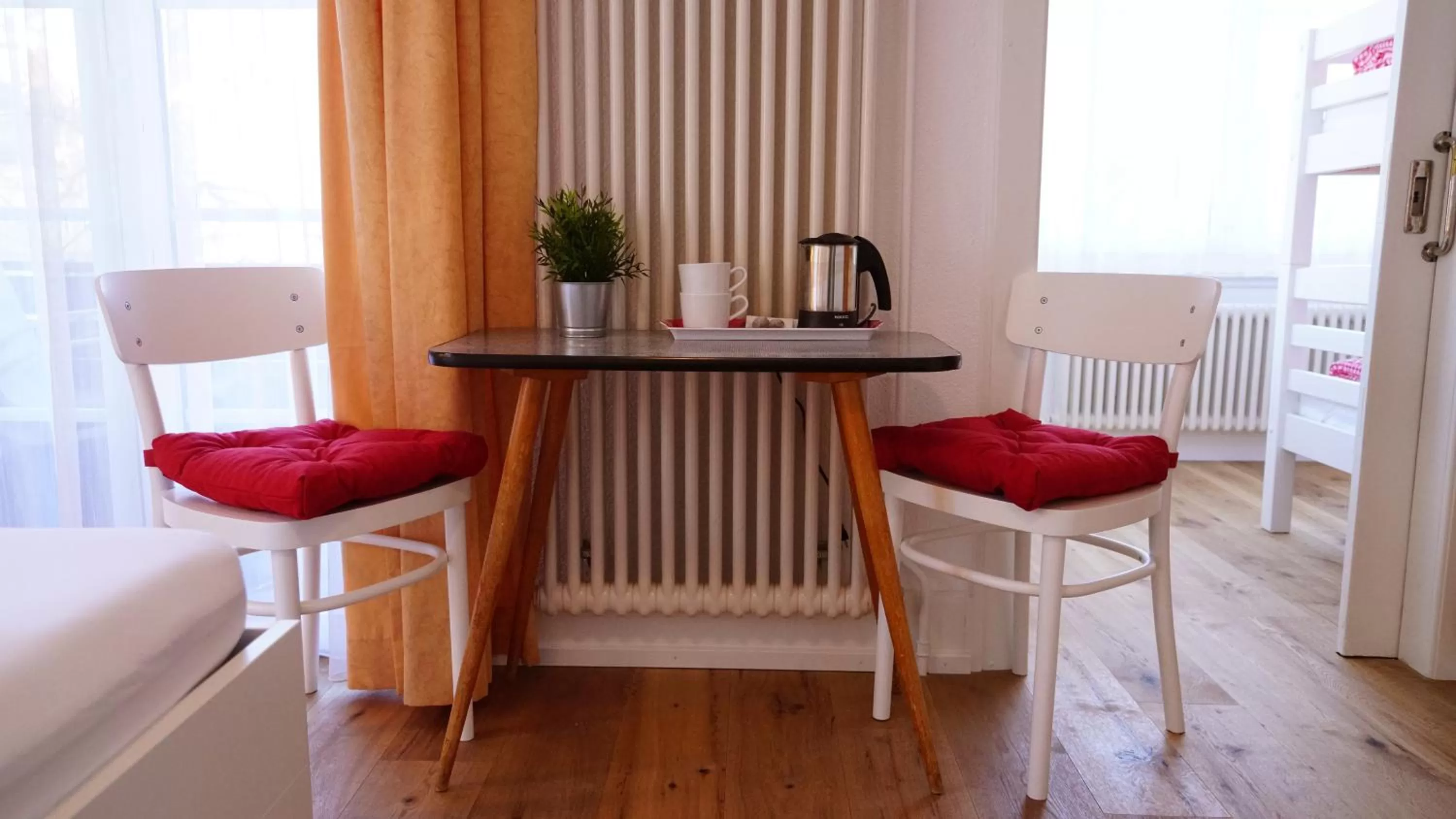 Seating area in Adventure Guesthouse Interlaken