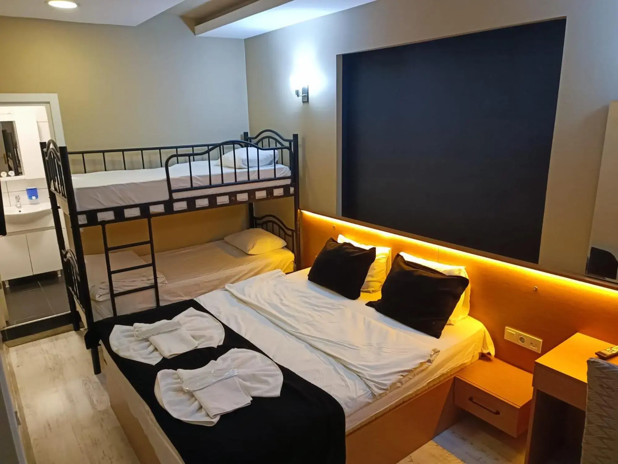 Family Room in Istanbul Central Hotel Family Room in Istanbul Central Hotel