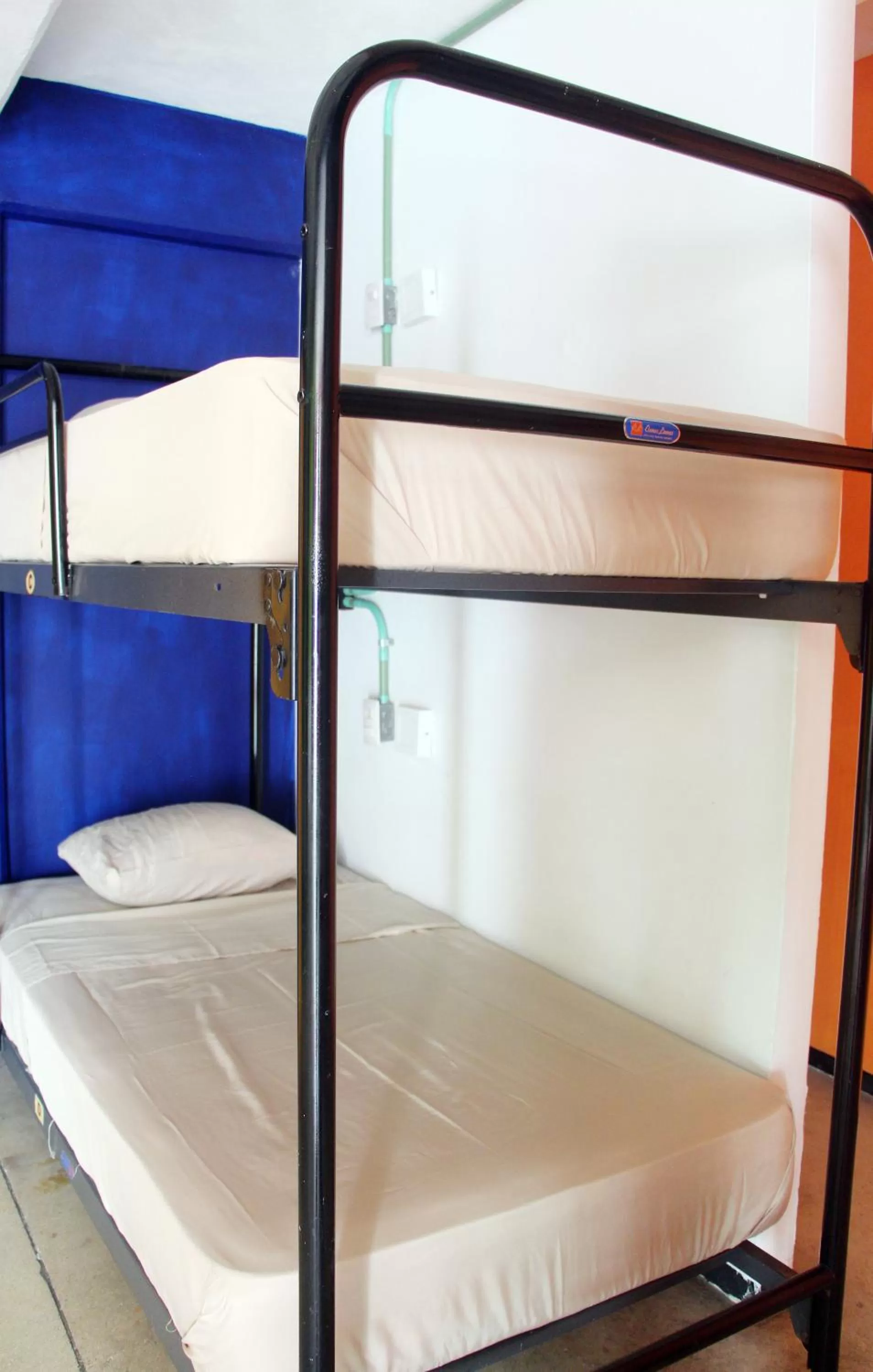 Bed, Bunk Bed in Hotel & Hostal Casa de Luz Cancun