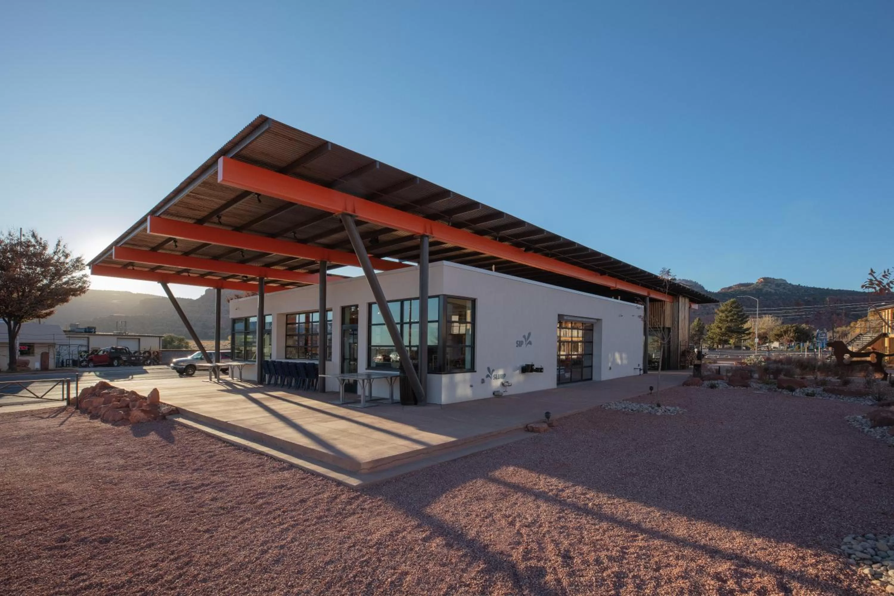 Best Friends Roadhouse and Mercantile