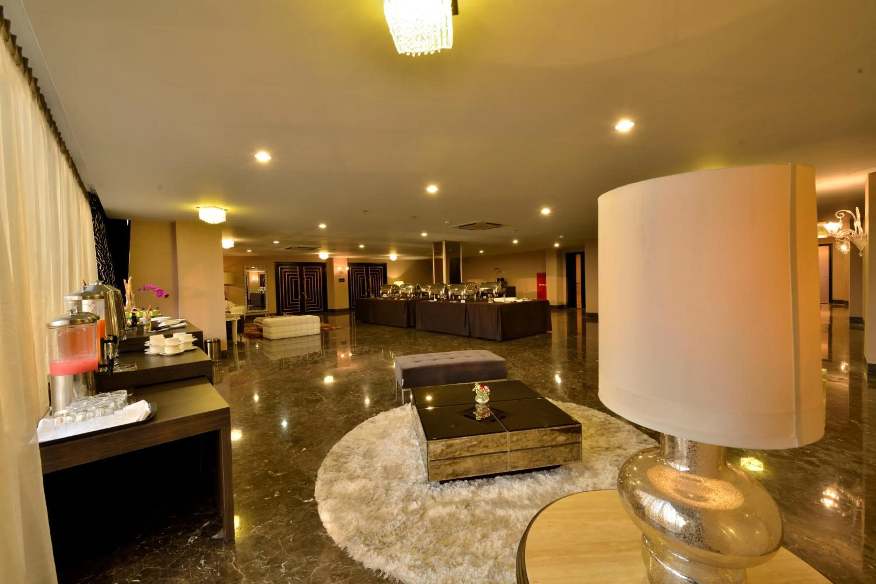 Restaurant/places to eat in Amaroossa Cosmo Jakarta