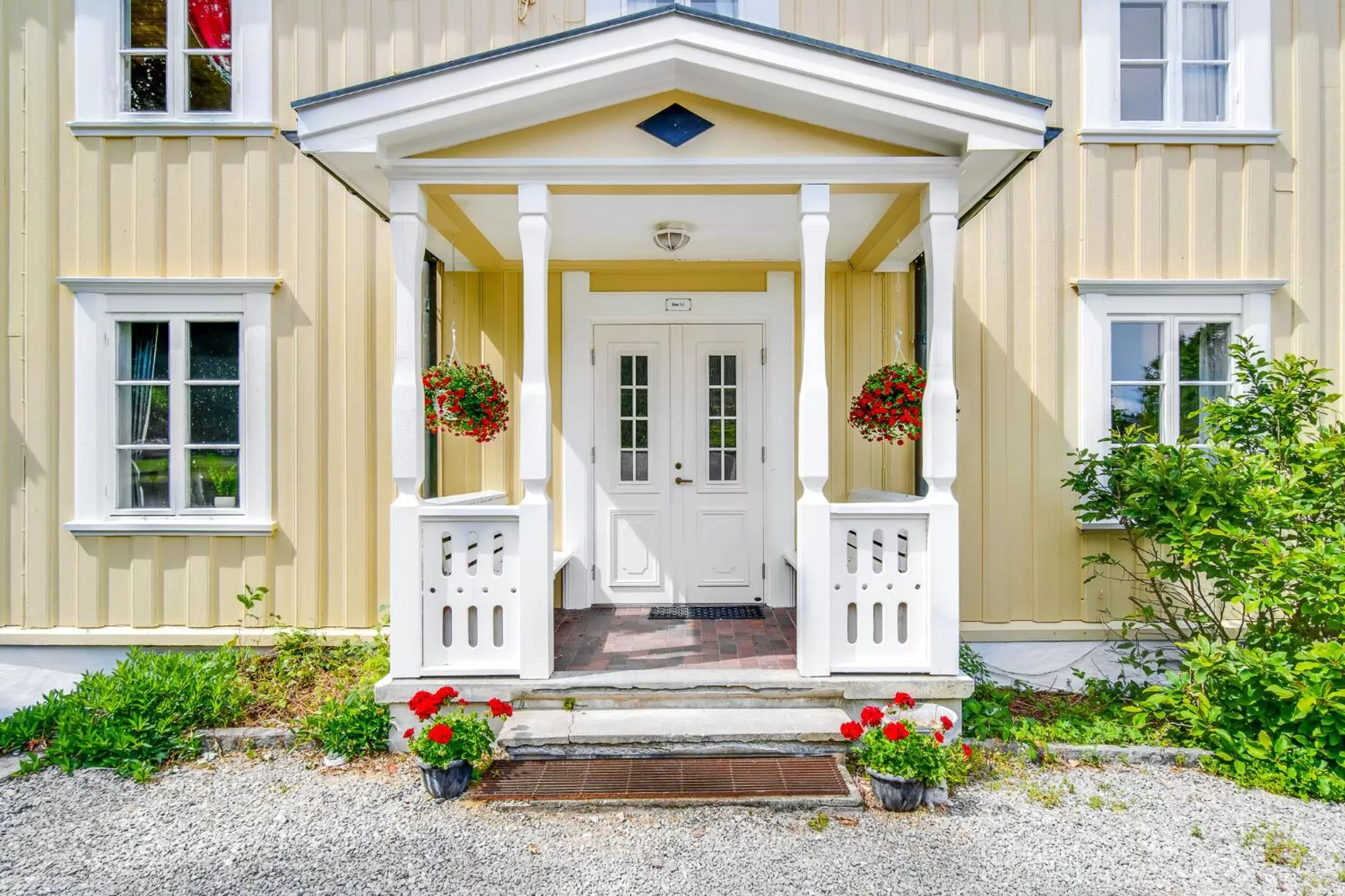 Property building in Munkedals Herrgård