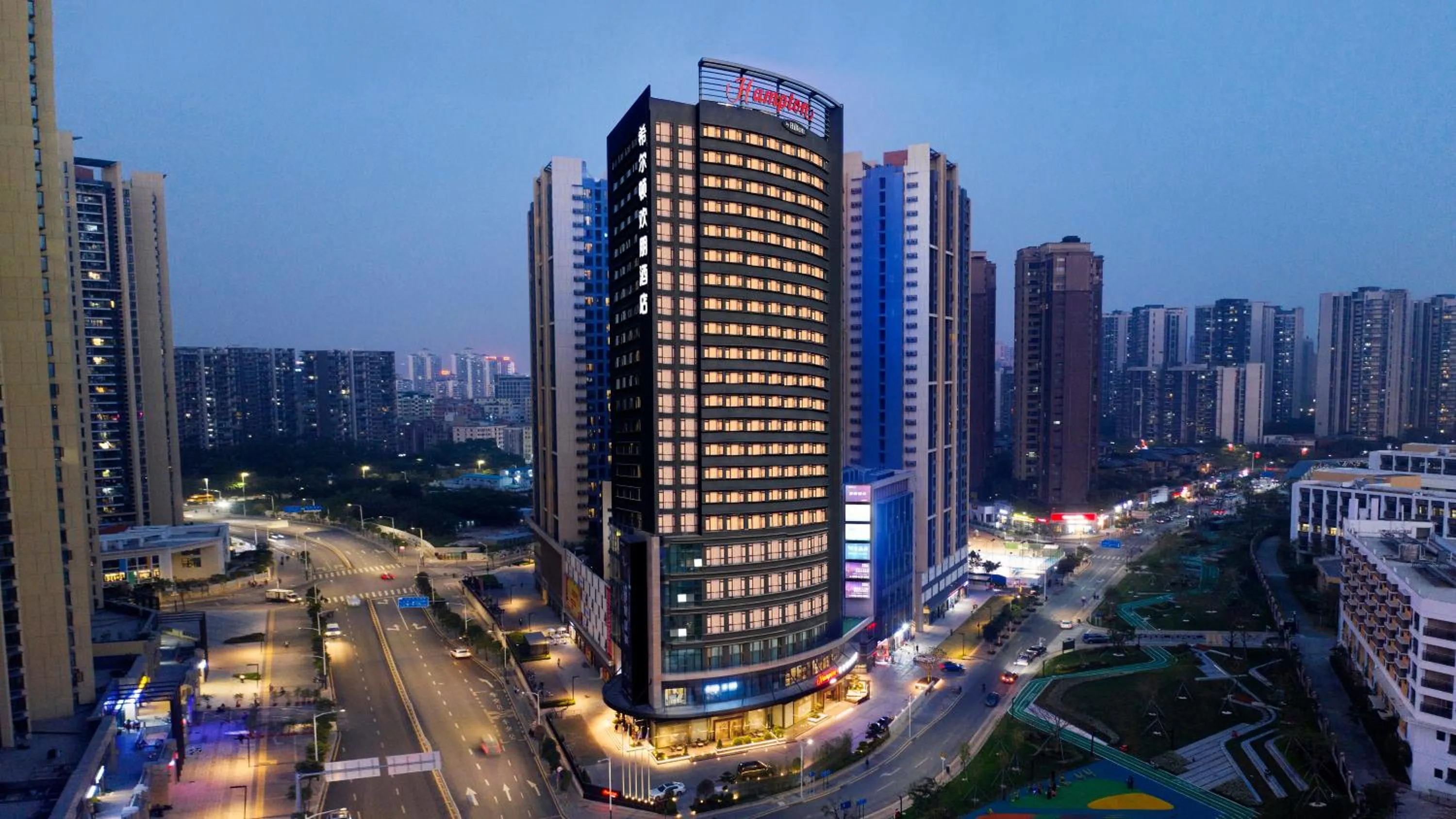 Property building in Hampton by Hilton Shenzhen North Station