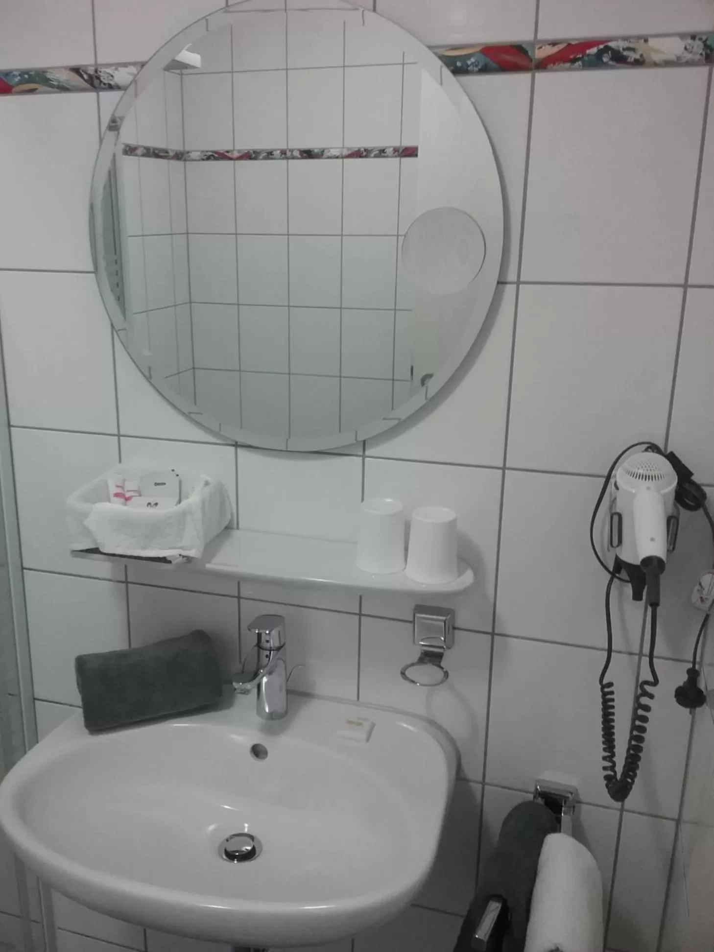 Photo of the whole room, Bathroom in Landhotel Garni am Mühlenwörth