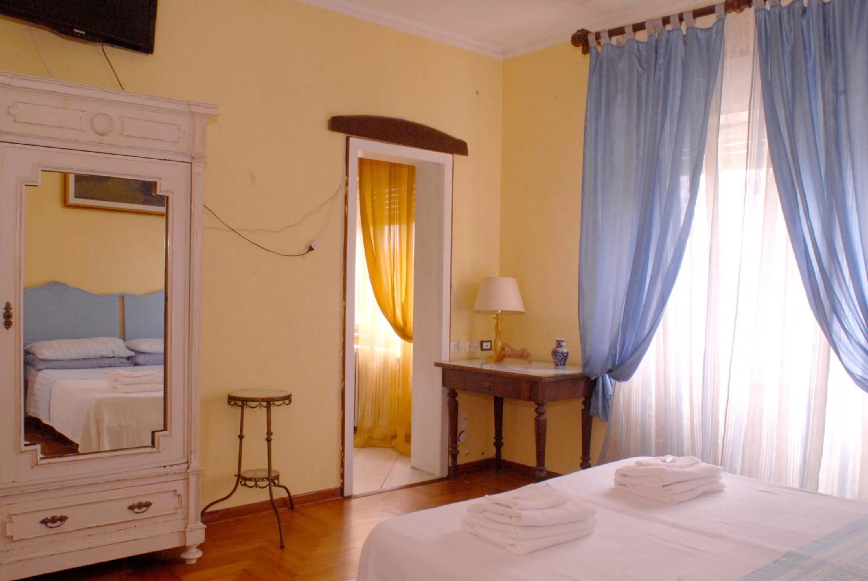 Bed in Villa Fiorita