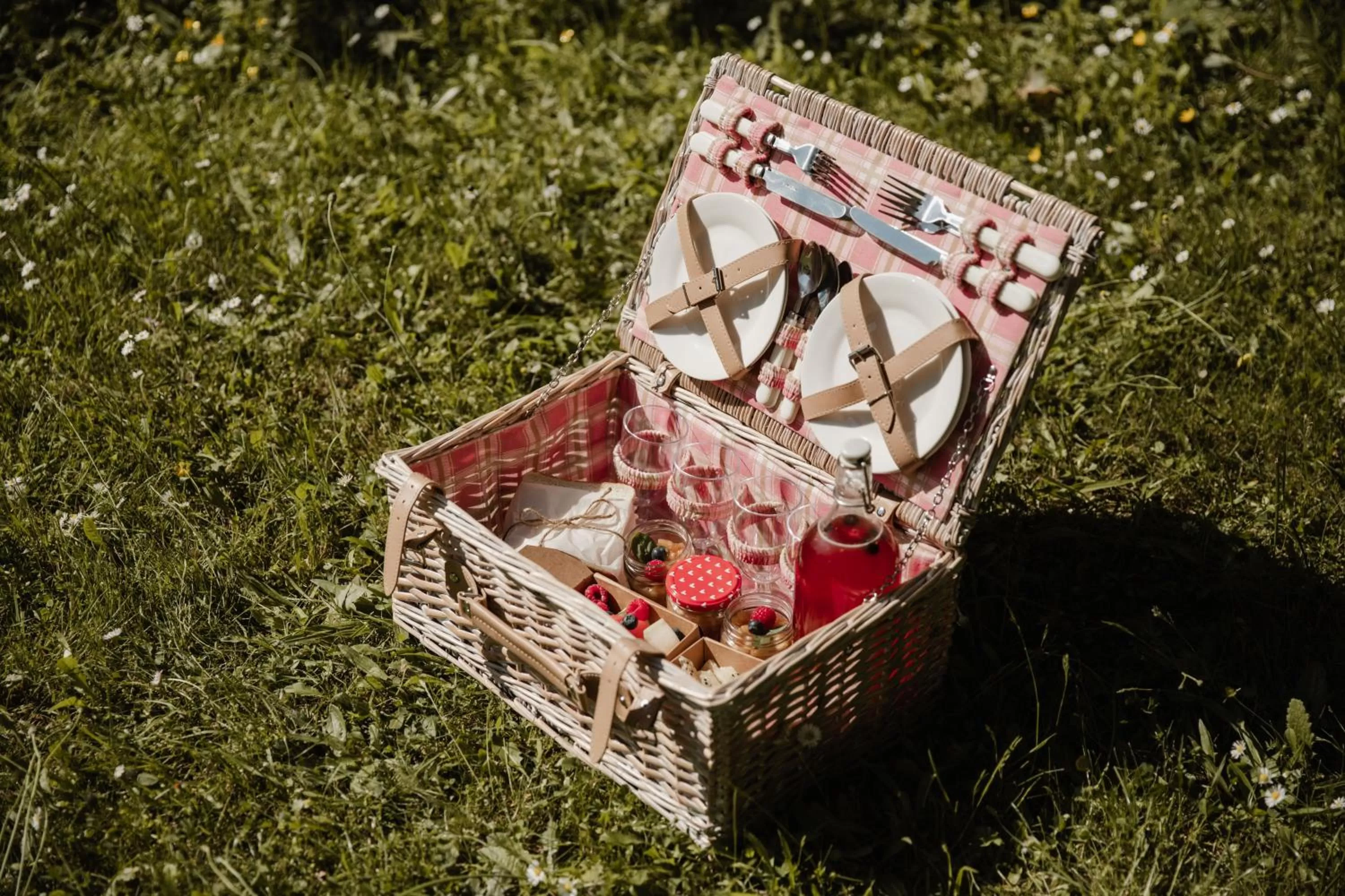 Food in Hotel Rehavital