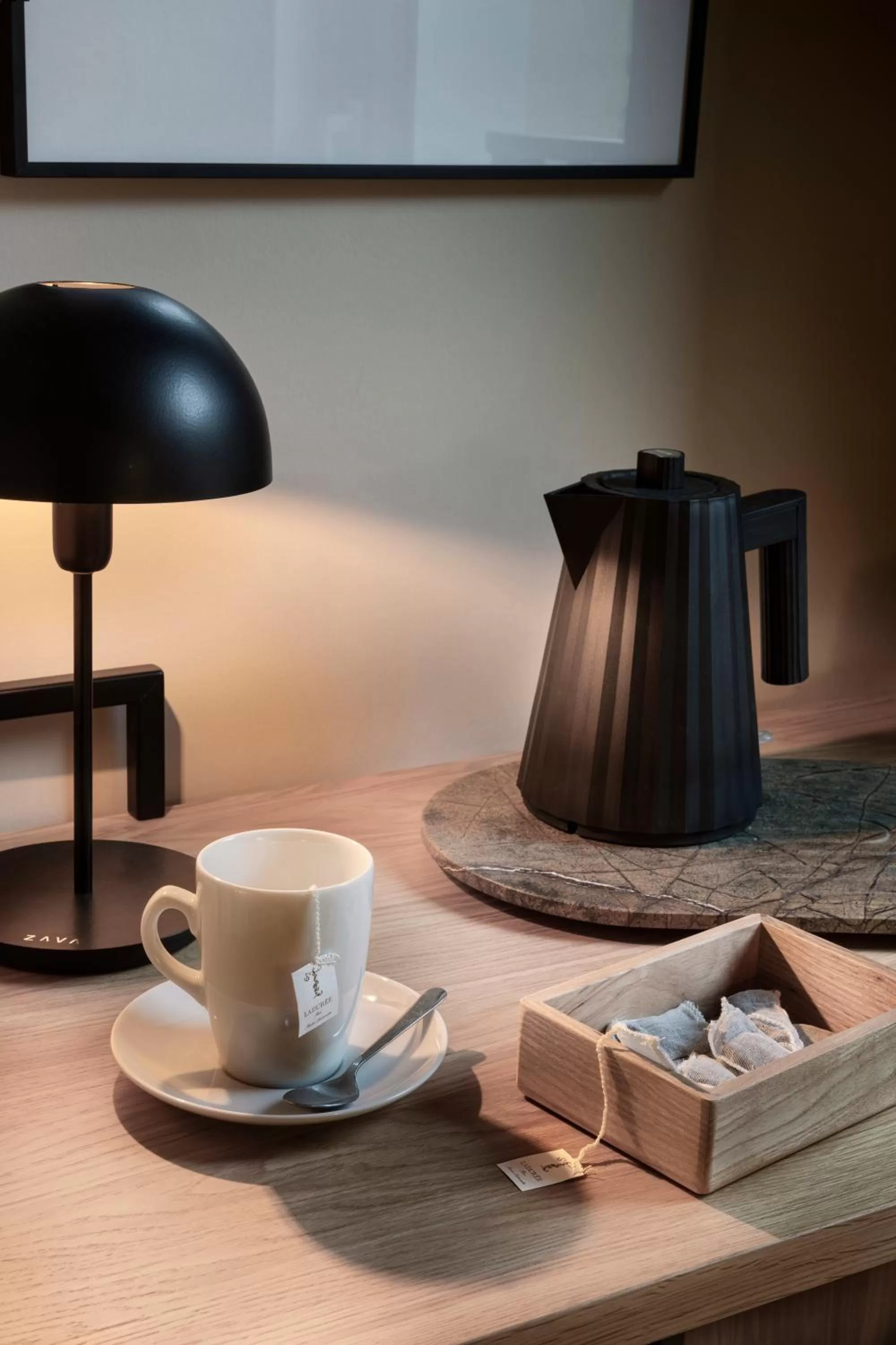 Coffee/tea facilities in Speronari Suites