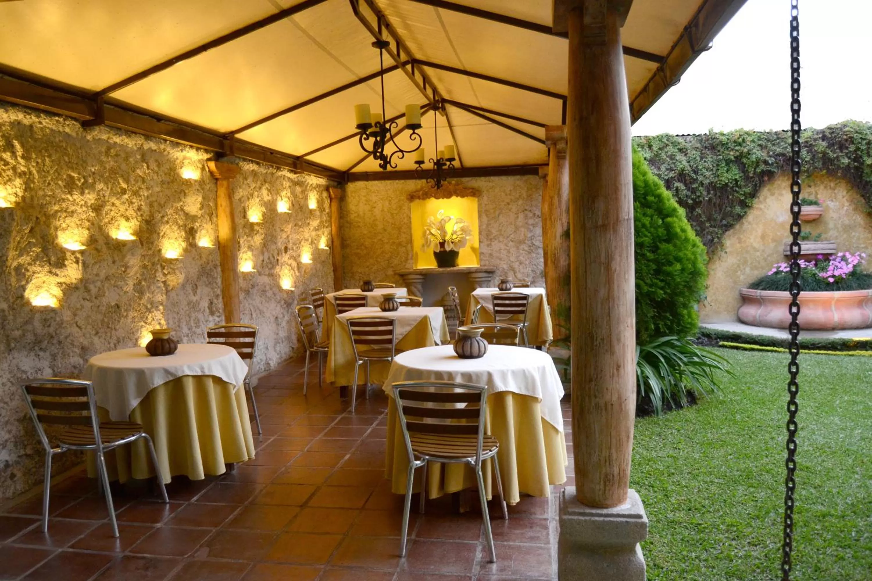 Patio in Hostal Villa Toscana
