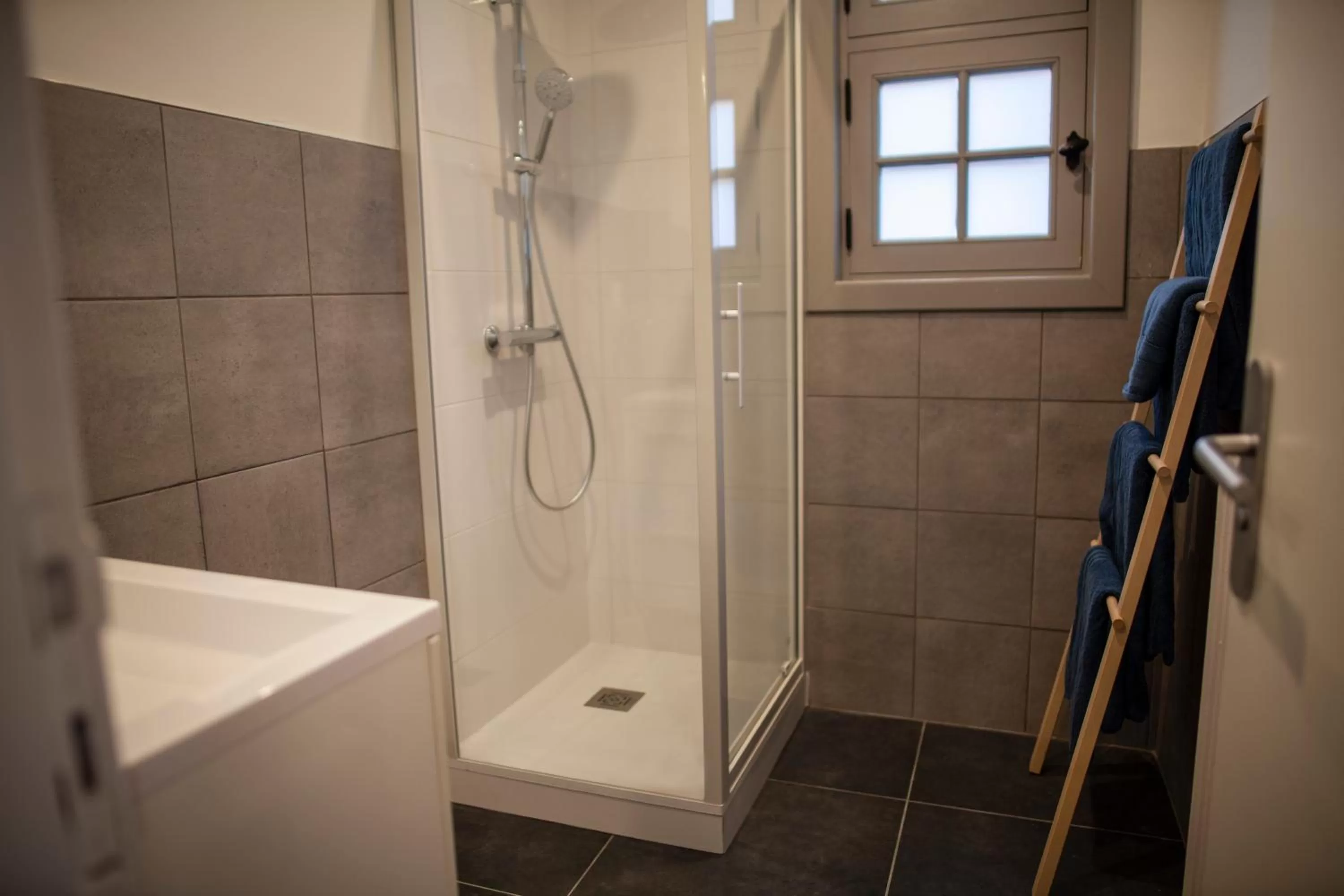 Shower in Bienvenue Chez Nous