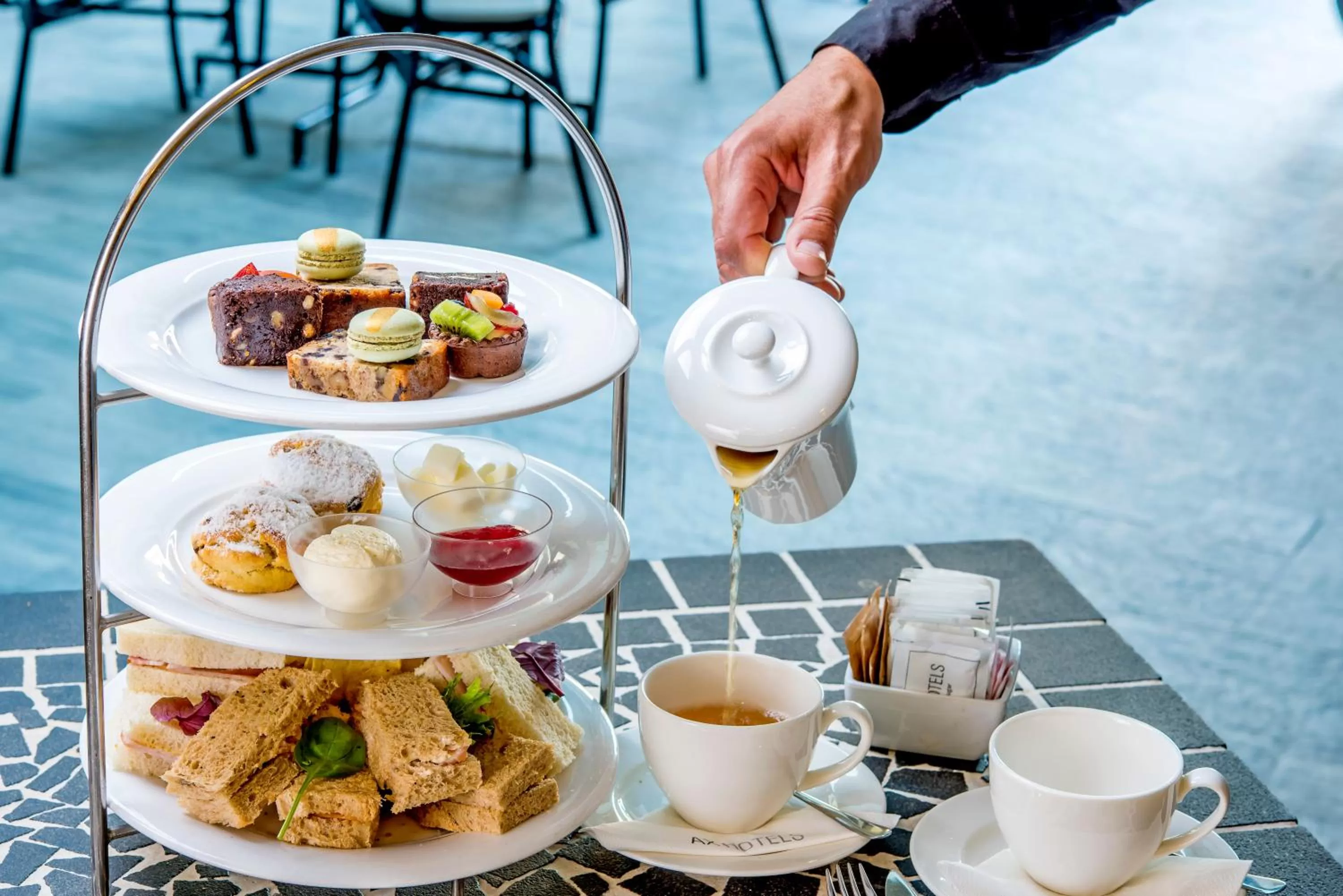 Food and drinks in AX The Palace