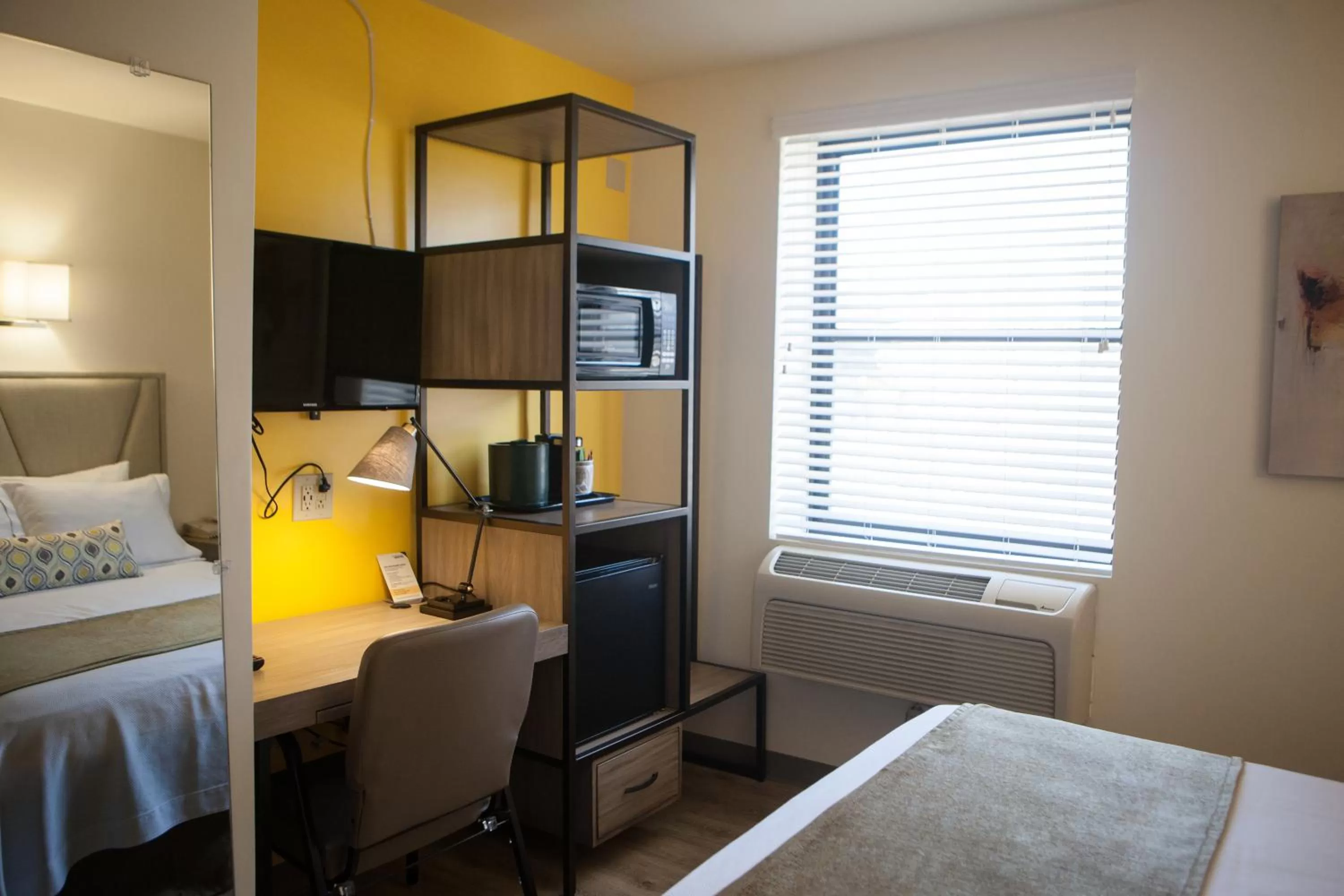 Standard Queen Room in Kawada Hotel