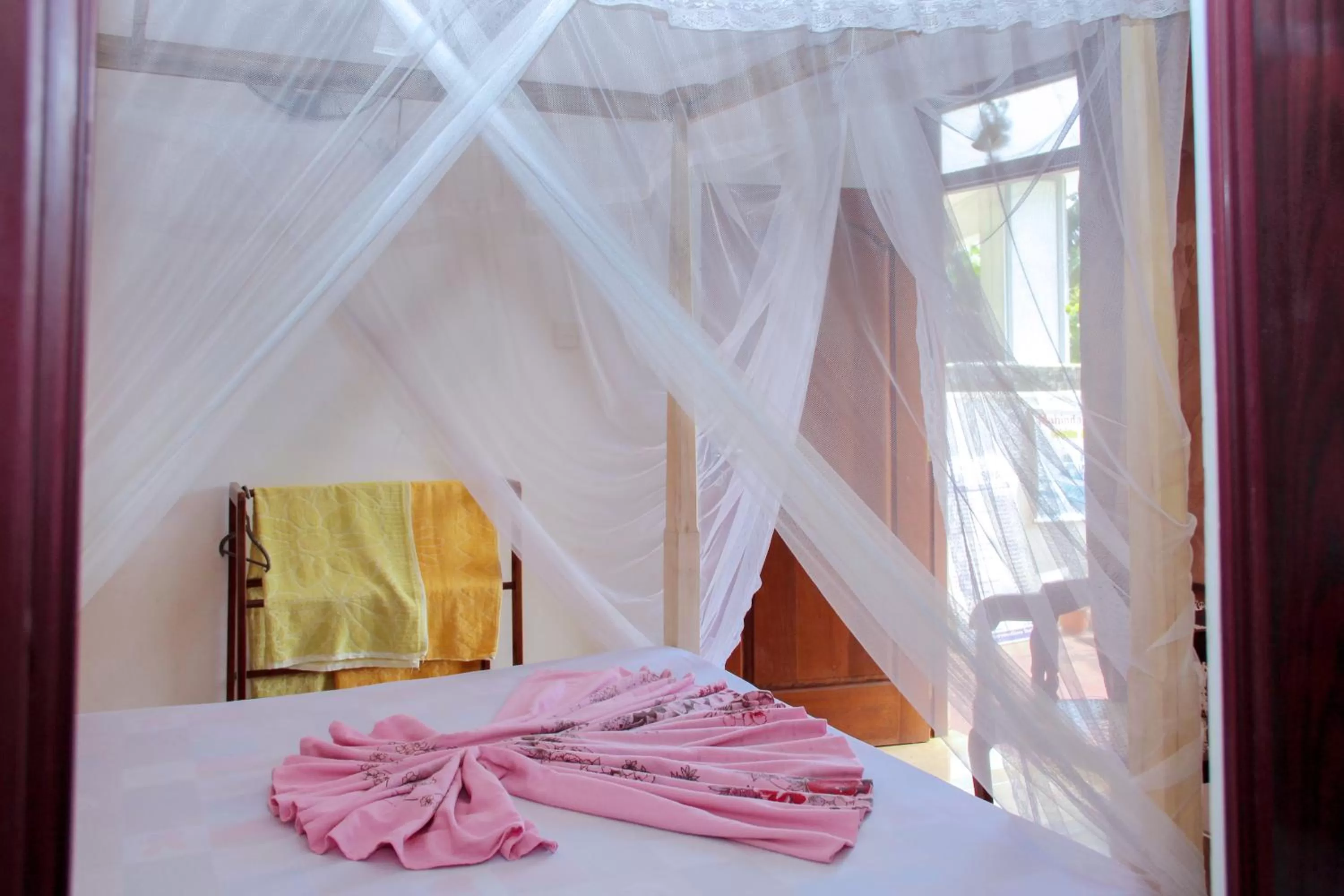 Bedroom, Bed in Pearl Resort Mirissa