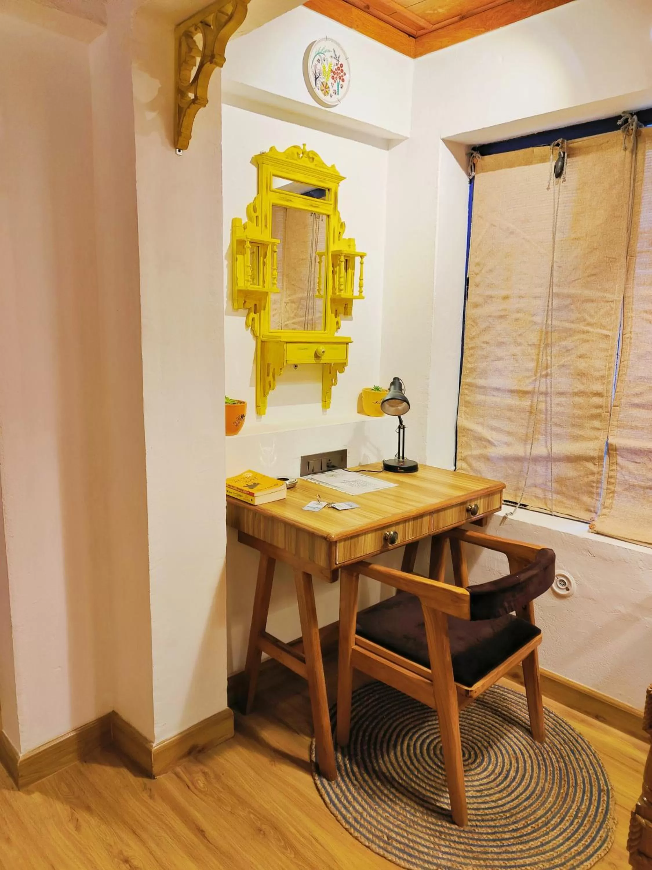 Decorative detail in The Lanswood Estate