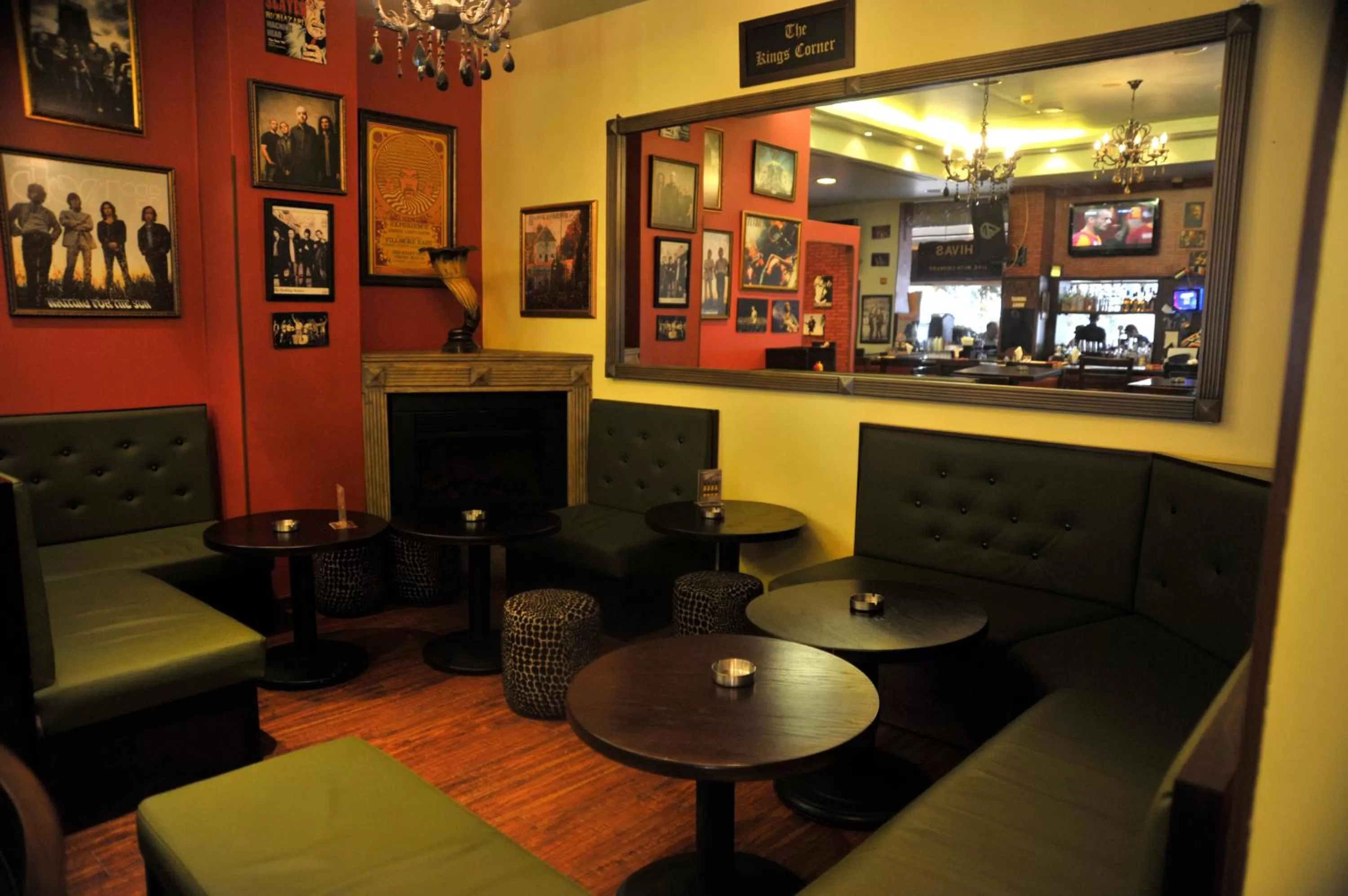 Restaurant/places to eat in The Conroy Boutique Hotel