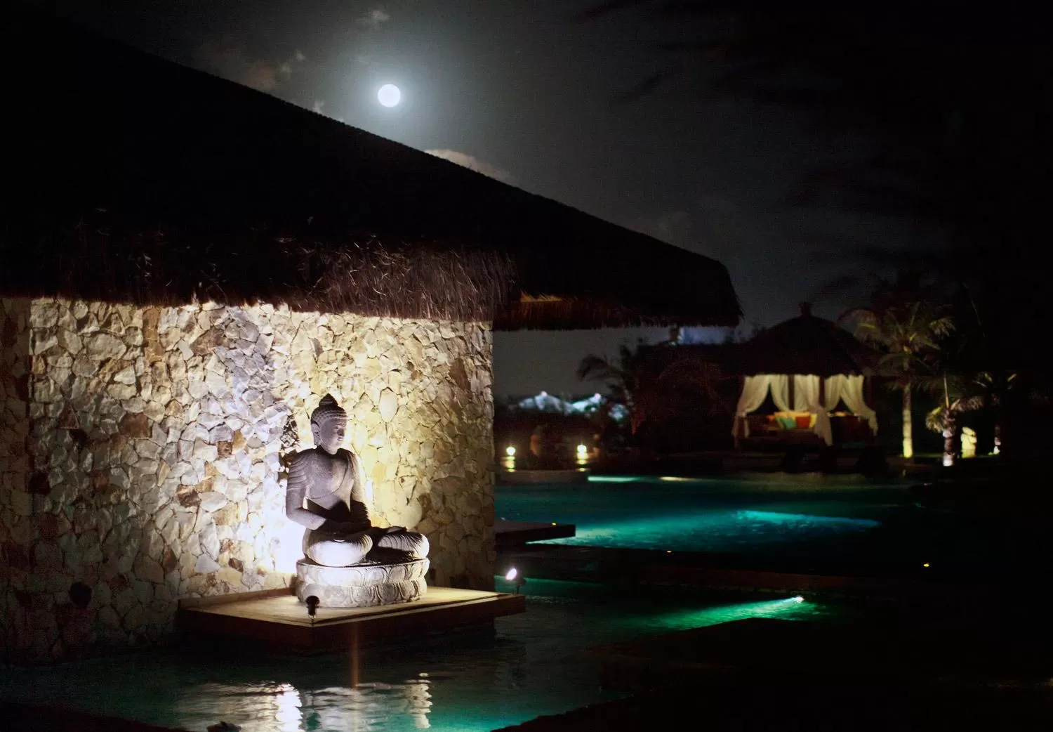 Swimming pool in Zorah Beach Hotel