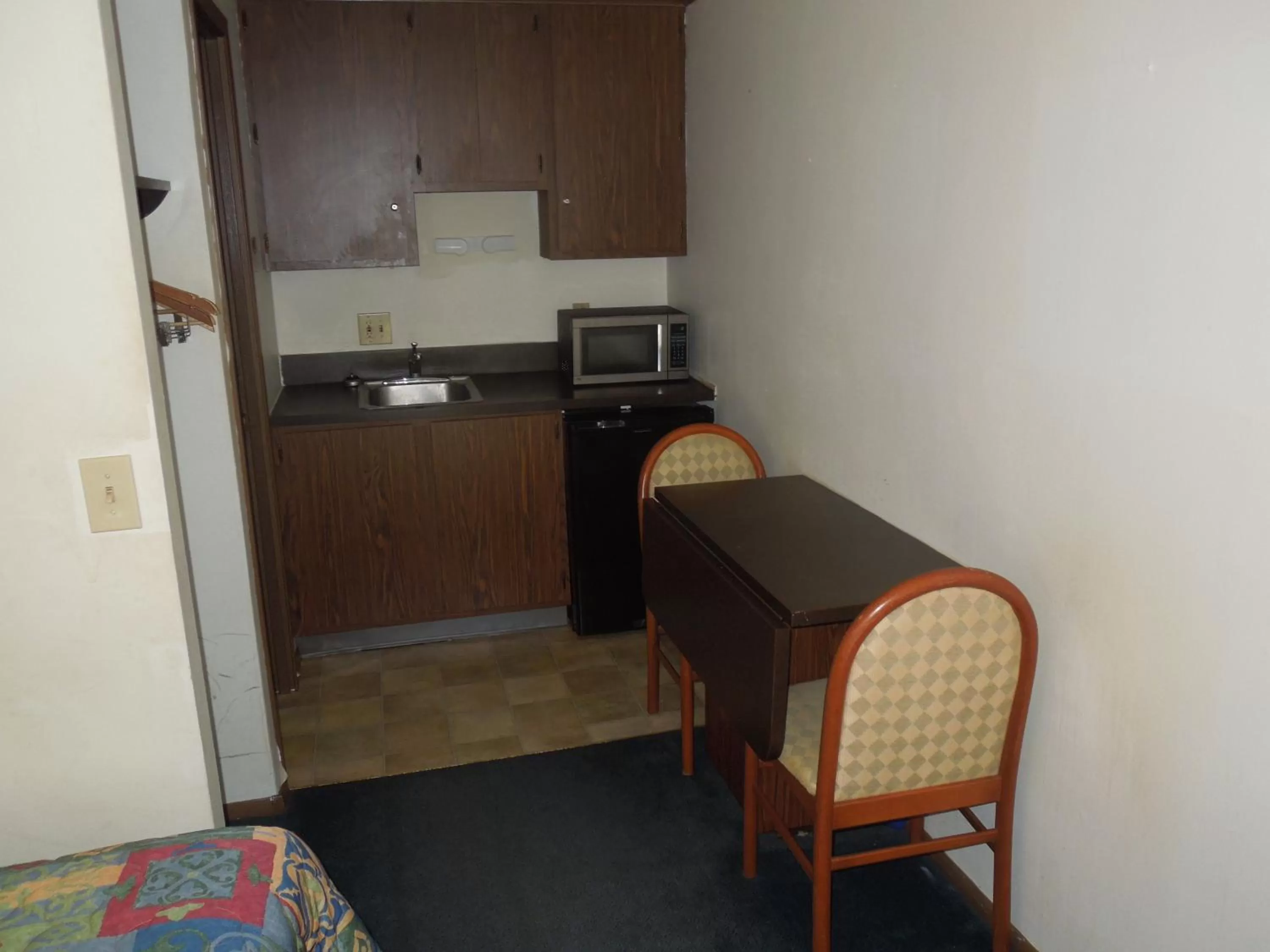 Facade/entrance in Xenia Country Inn