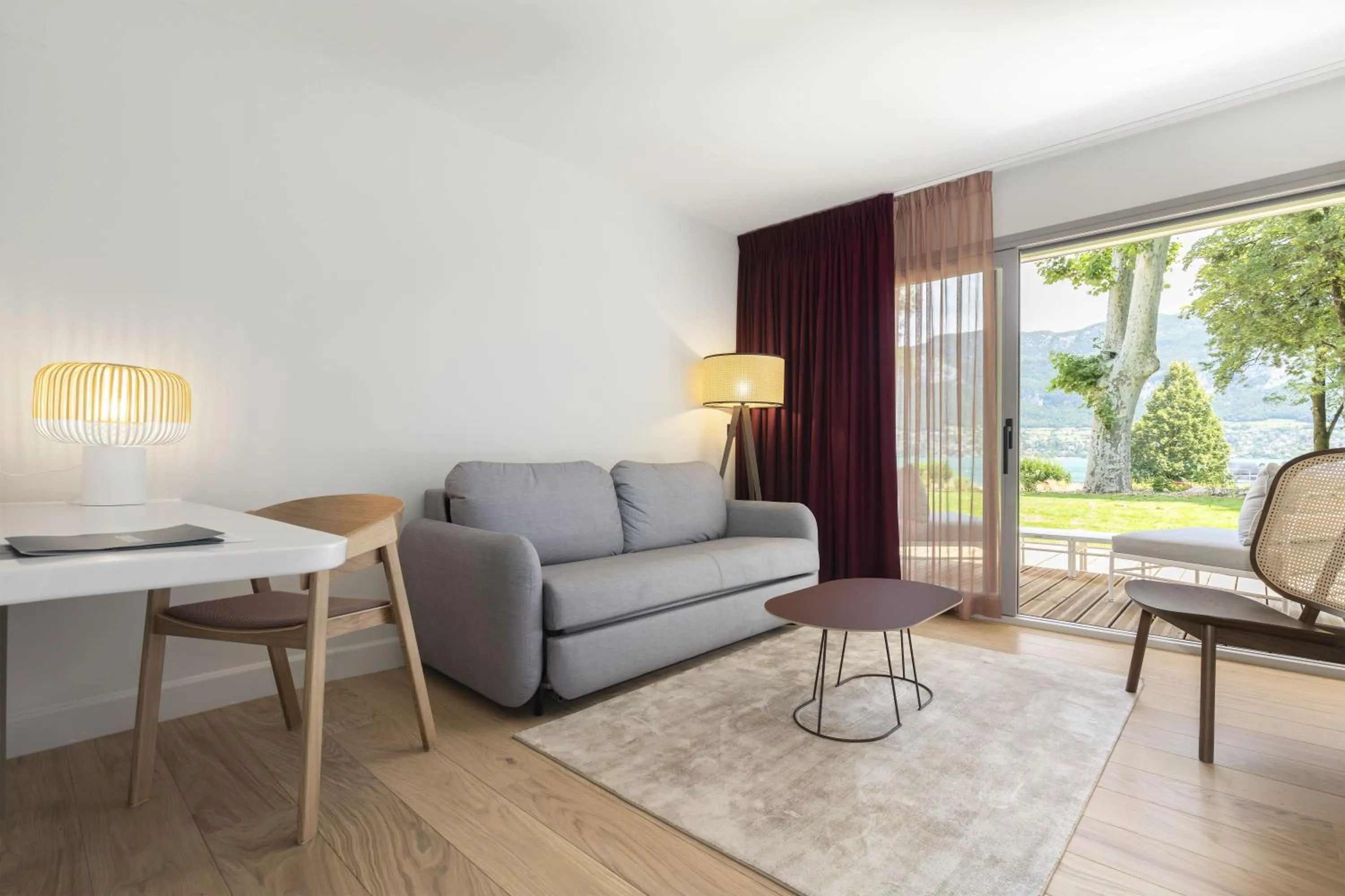 Living room in Black Bass Hotel